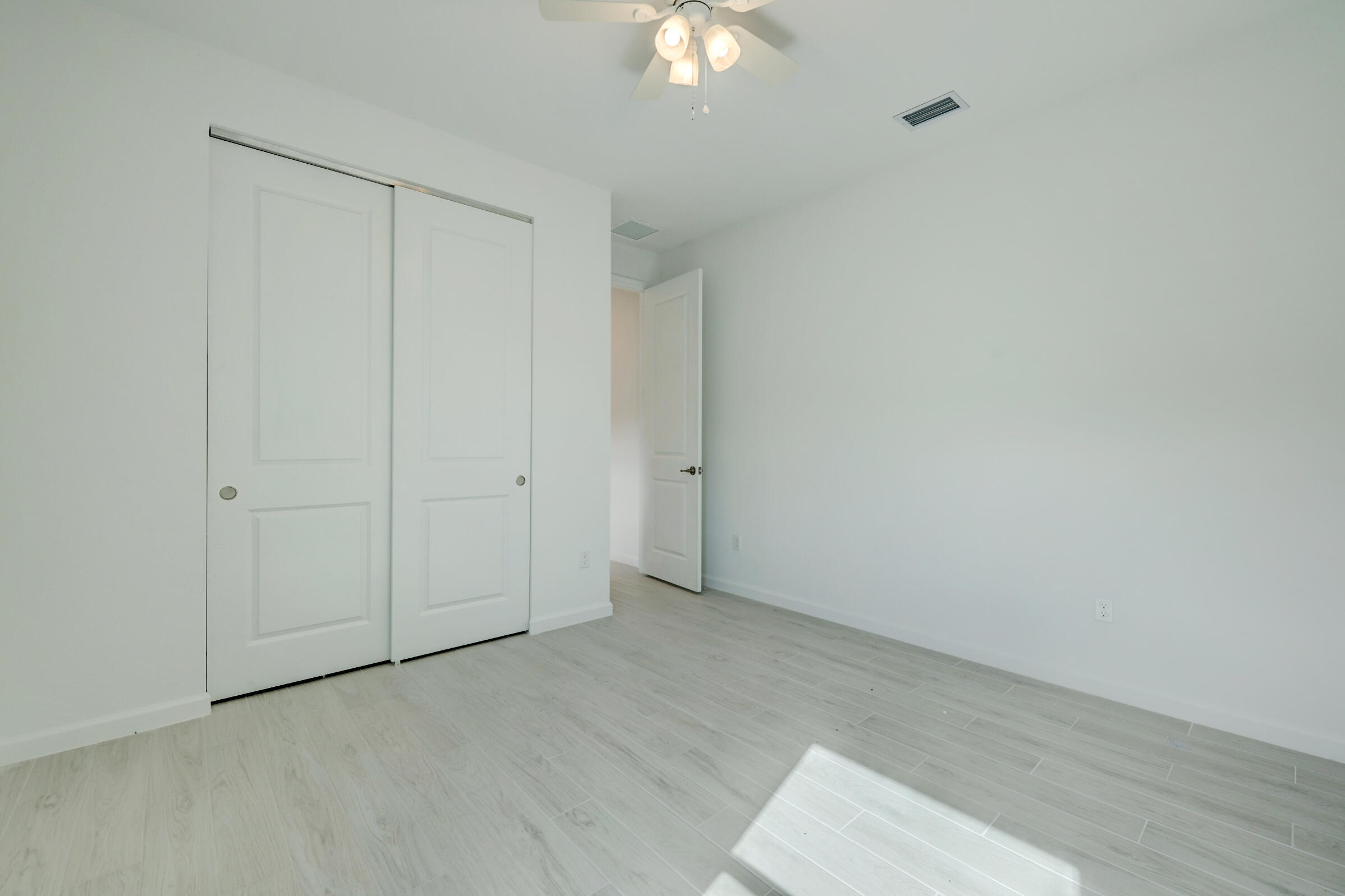 EMERY II - Residential Lease