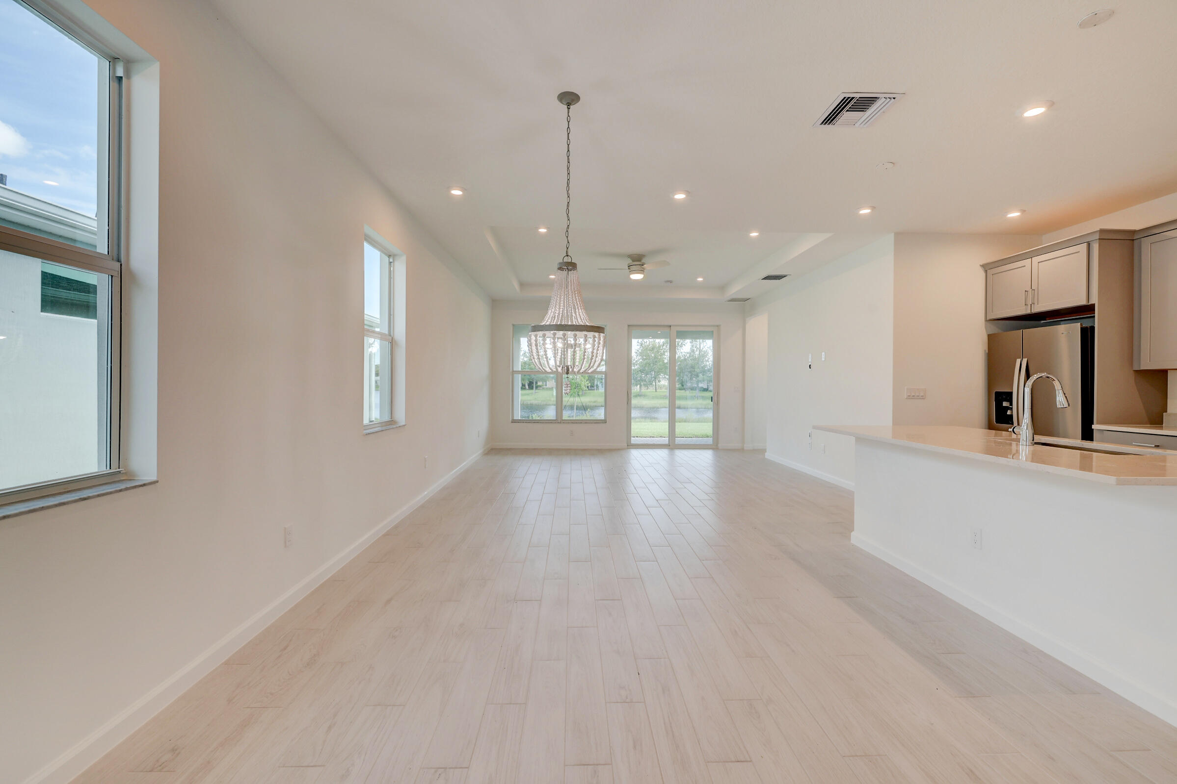 EMERY II - Residential Lease