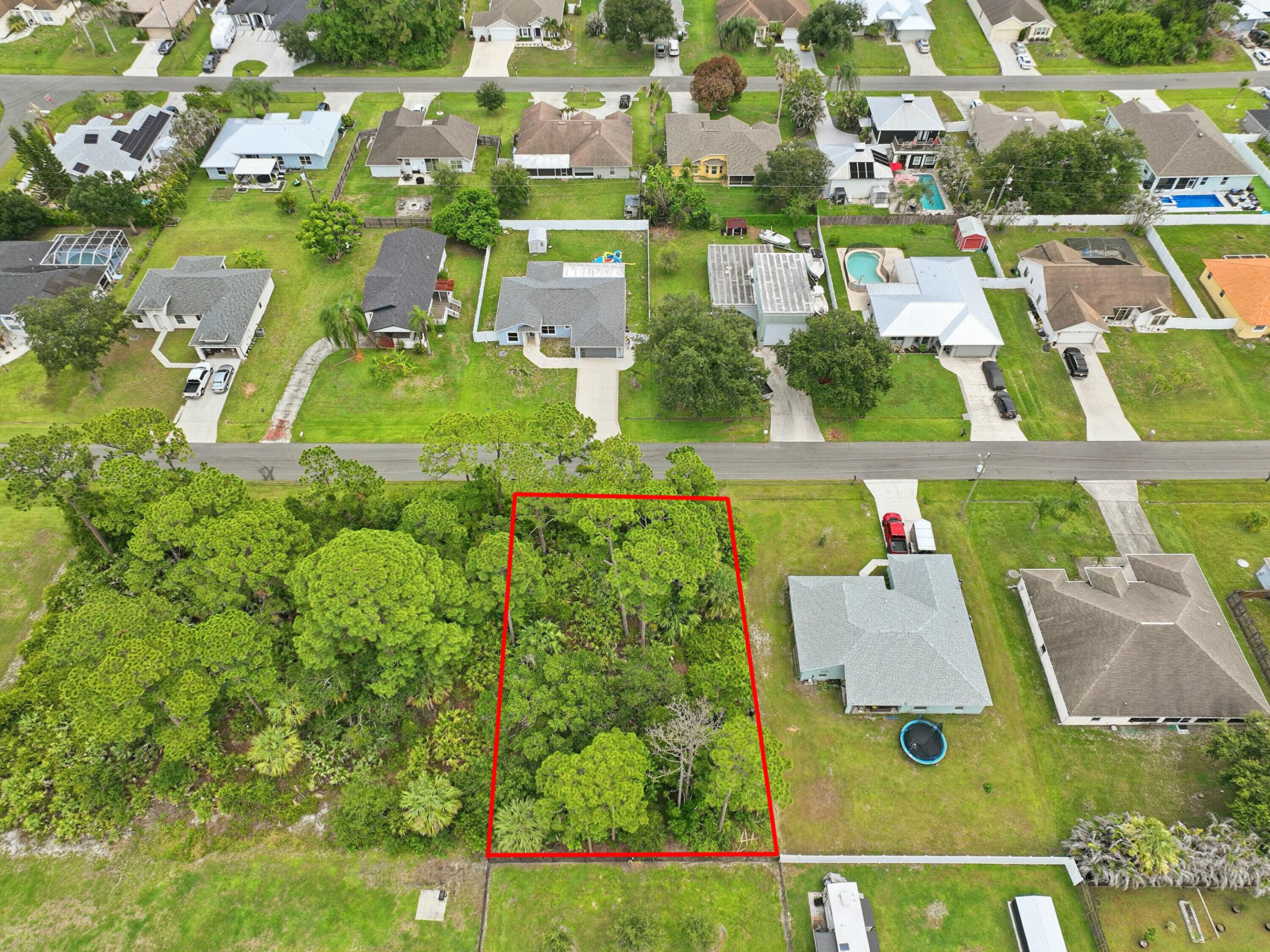 PORT ST LUCIE SECTION 19 - Land