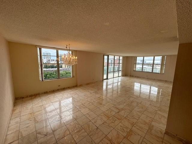Winston Towers 300 - Residential