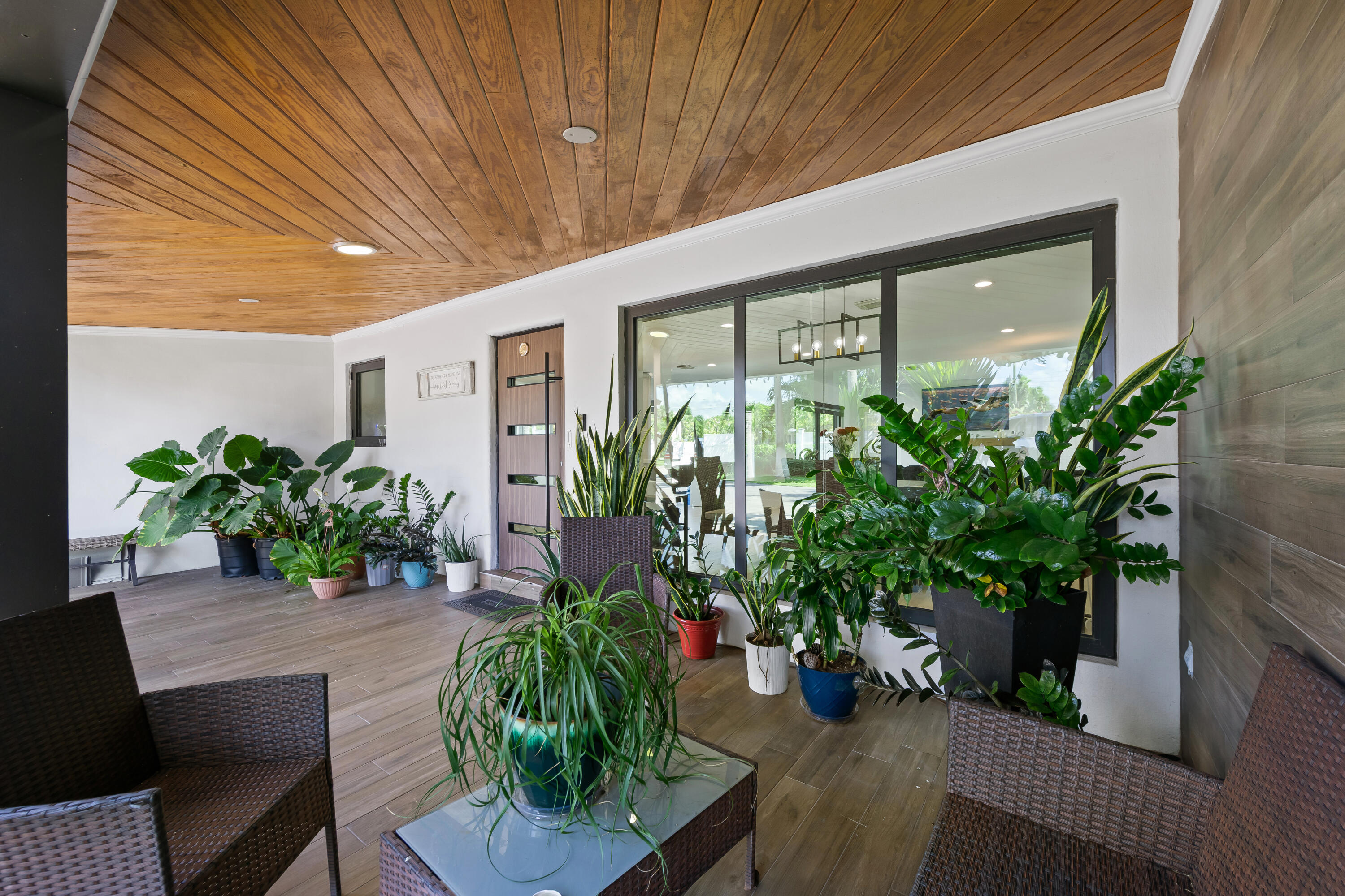 BEACHWAY ESTATES - Residential Lease
