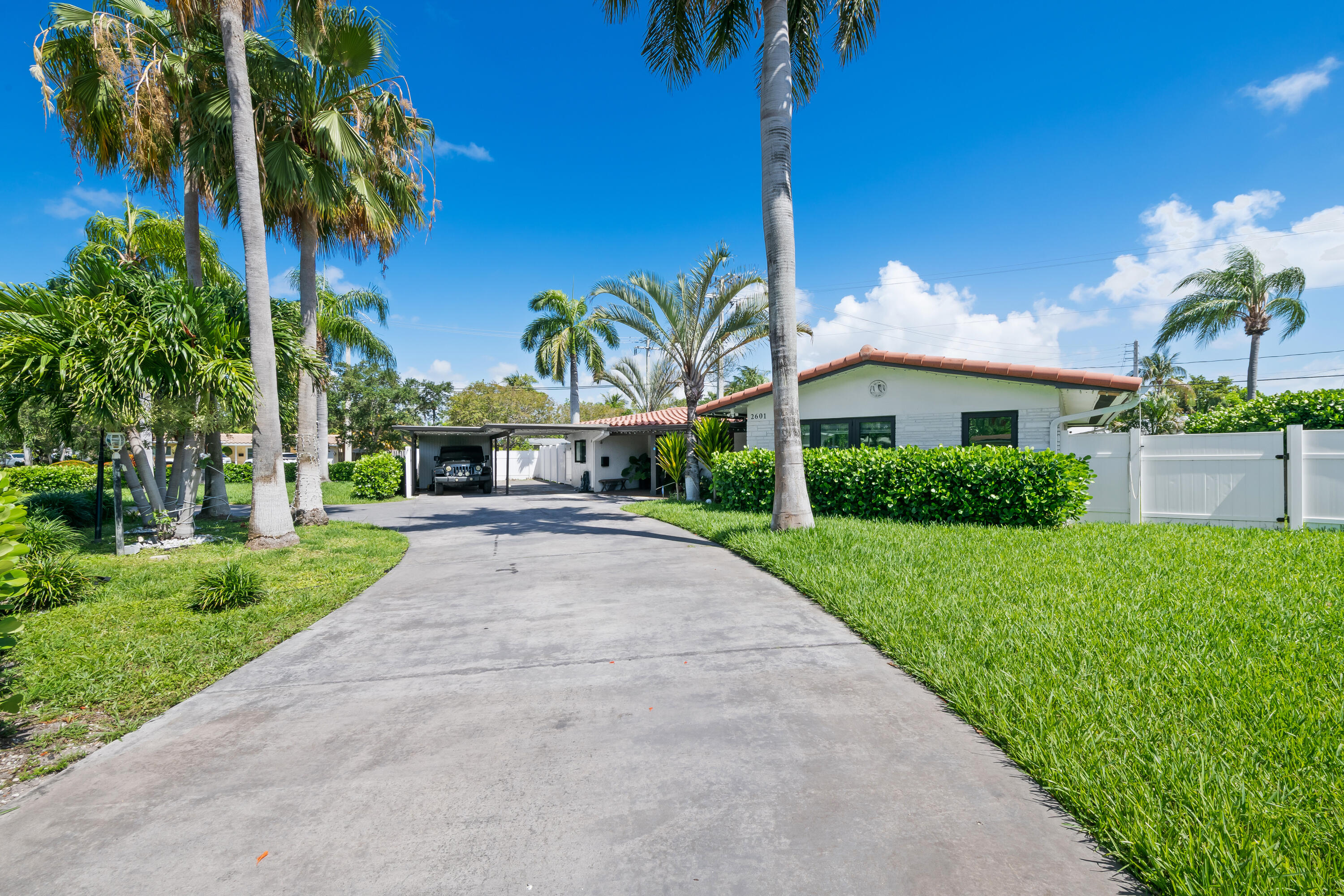 BEACHWAY ESTATES - Residential Lease