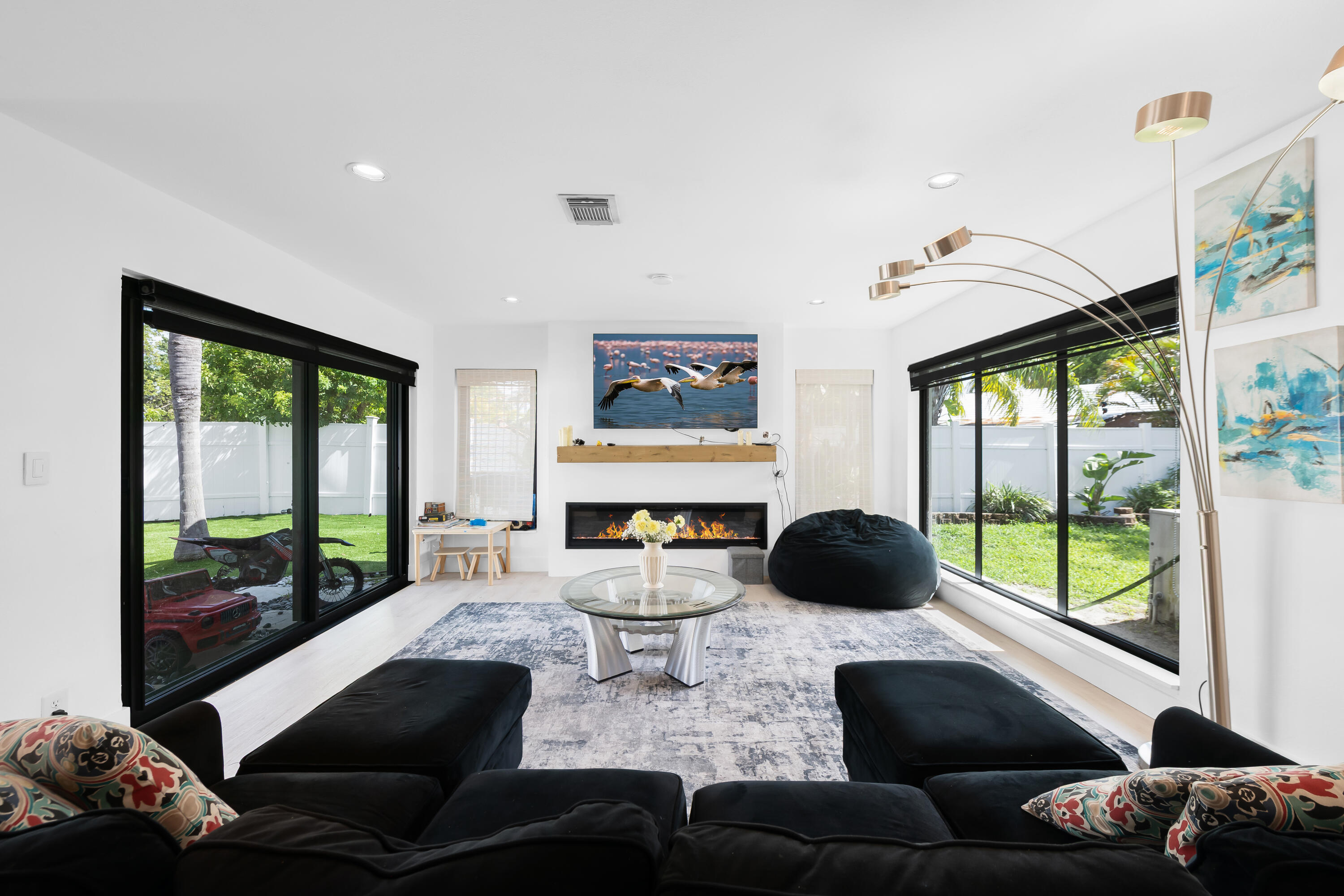 BEACHWAY ESTATES - Residential Lease