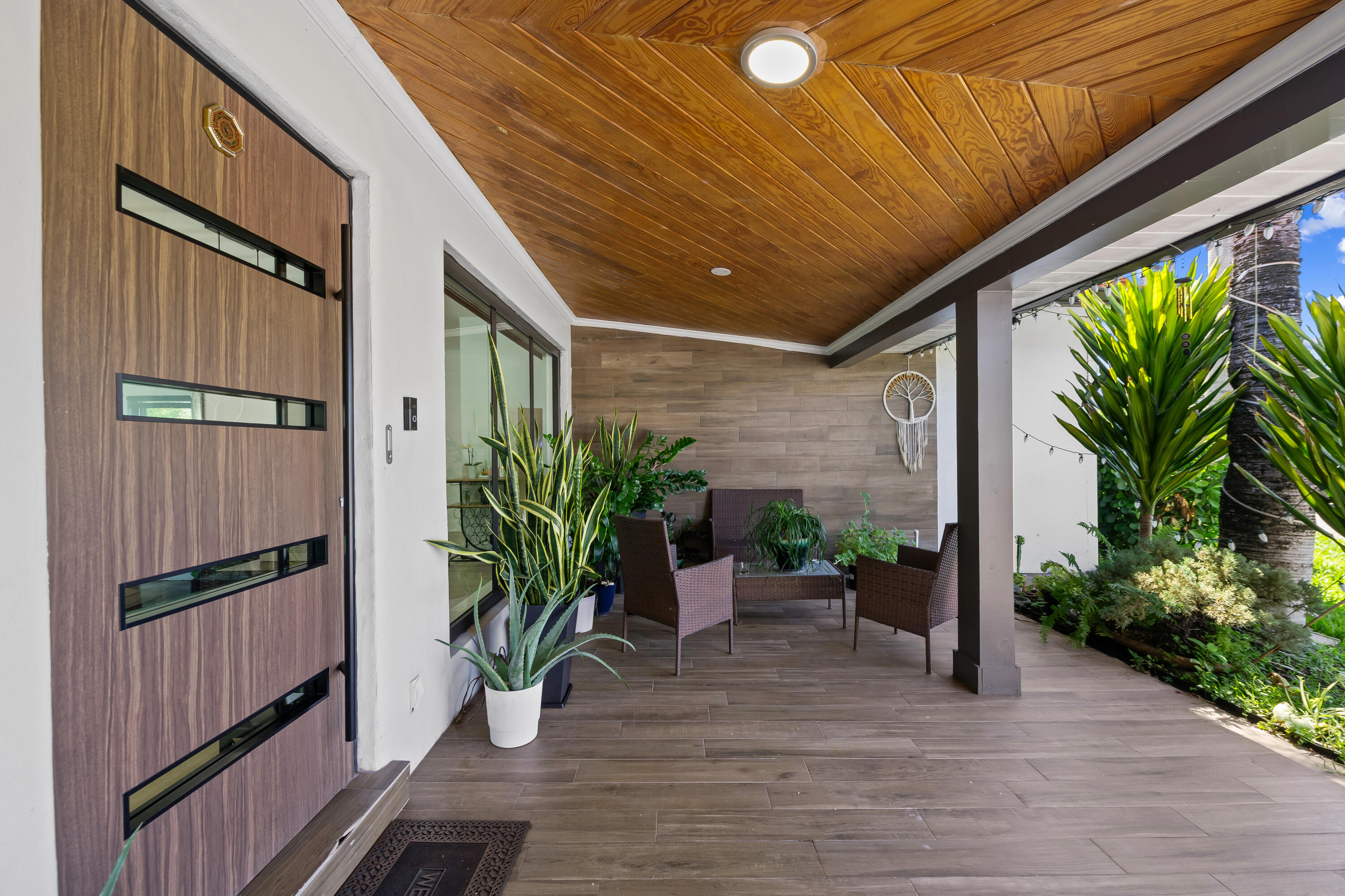 BEACHWAY ESTATES - Residential Lease