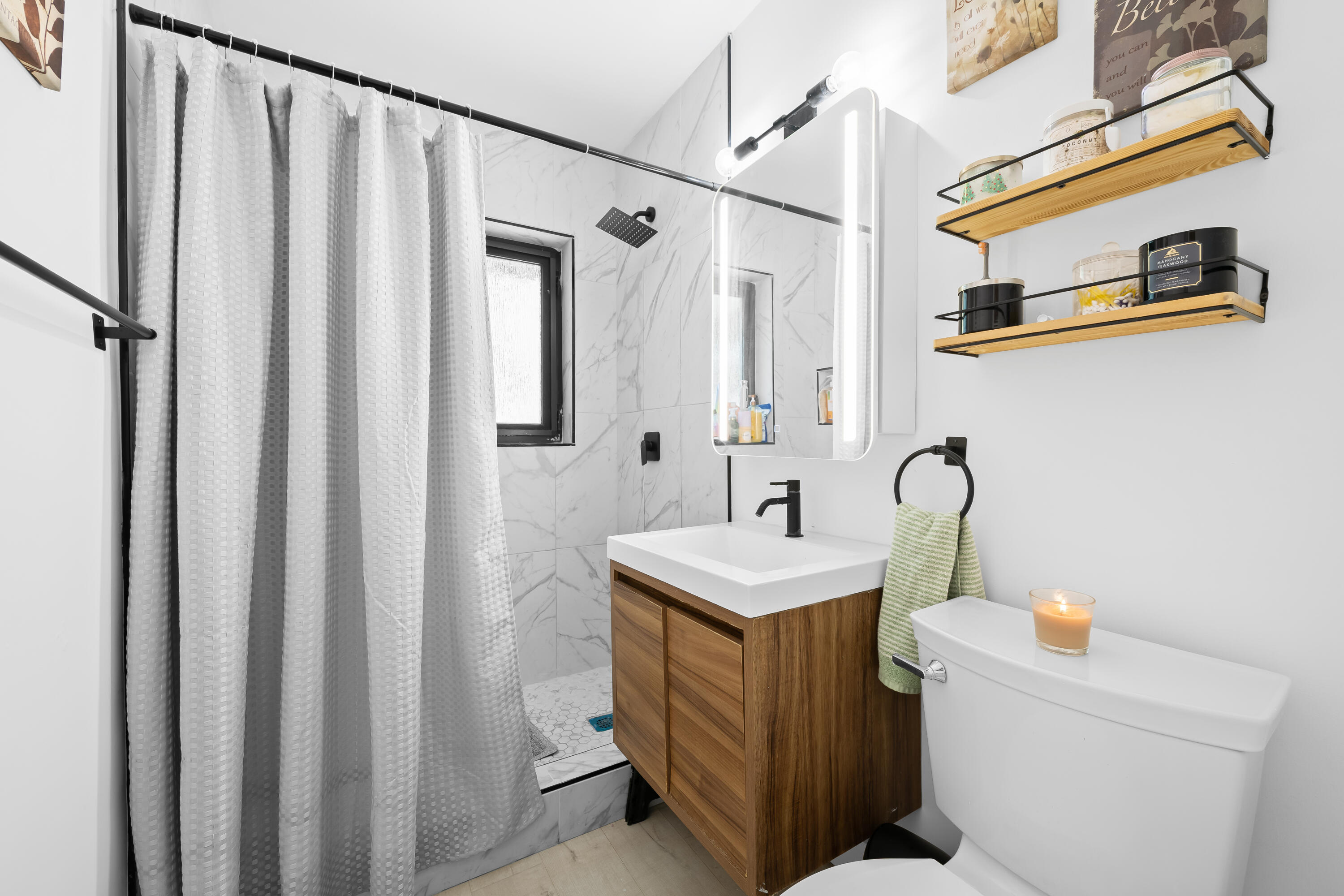 BEACHWAY ESTATES - Residential Lease