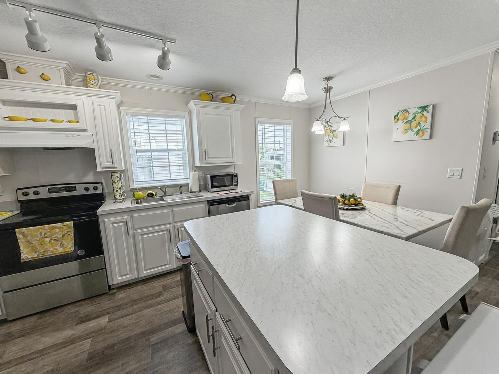 PARK CITY SEC ONE - Residential