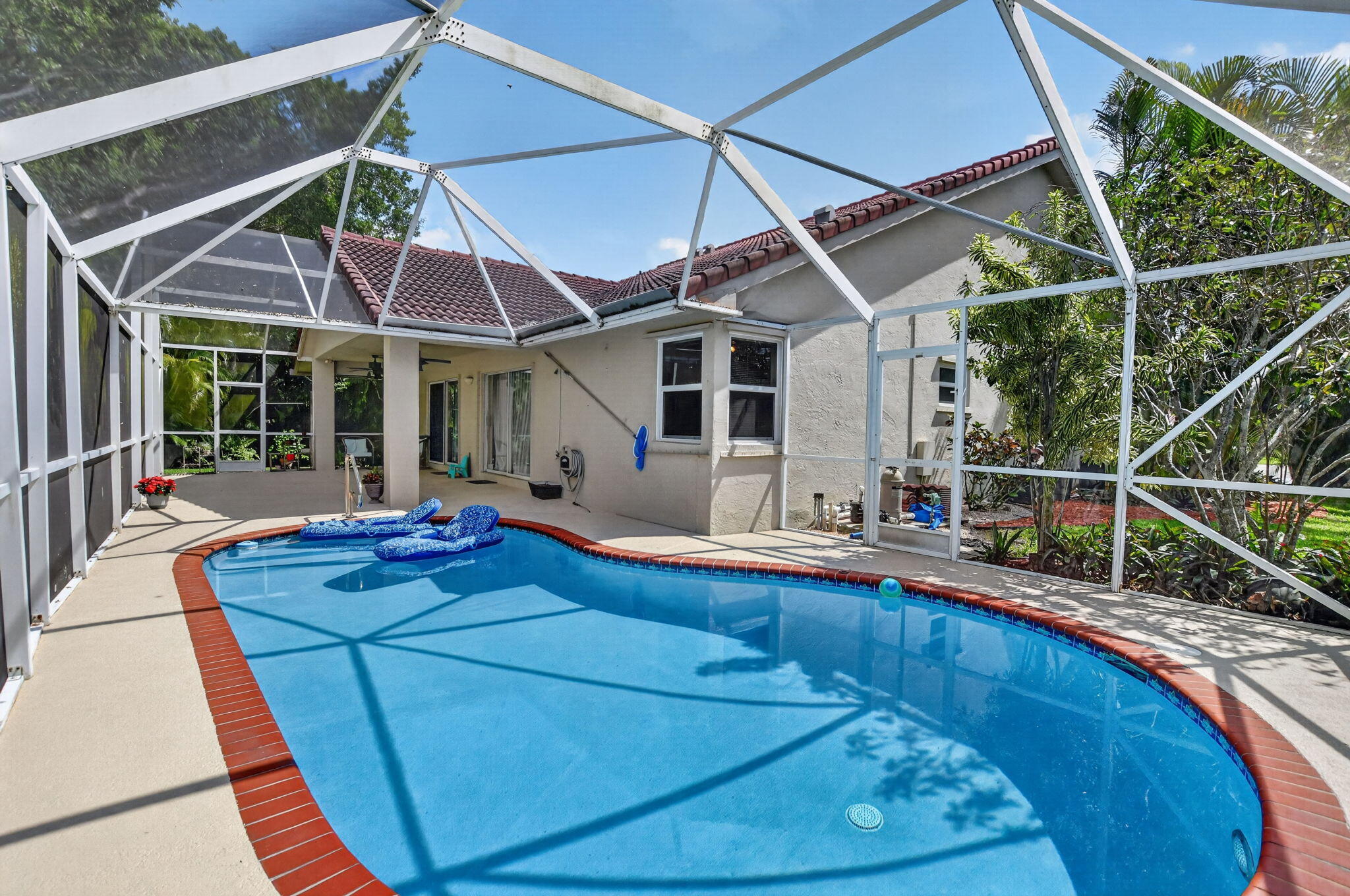 BOCA GREENS 4 - Residential