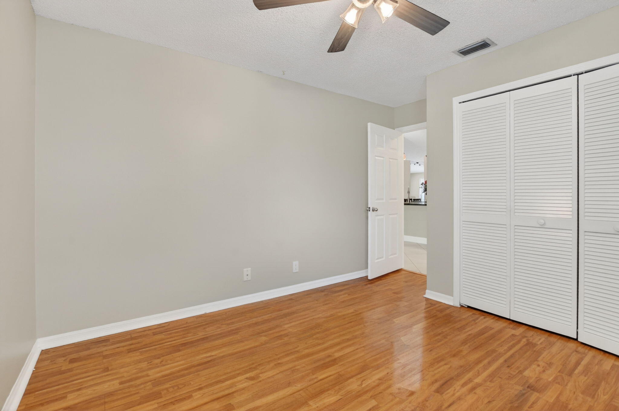 BOCA GREENS 4 - Residential