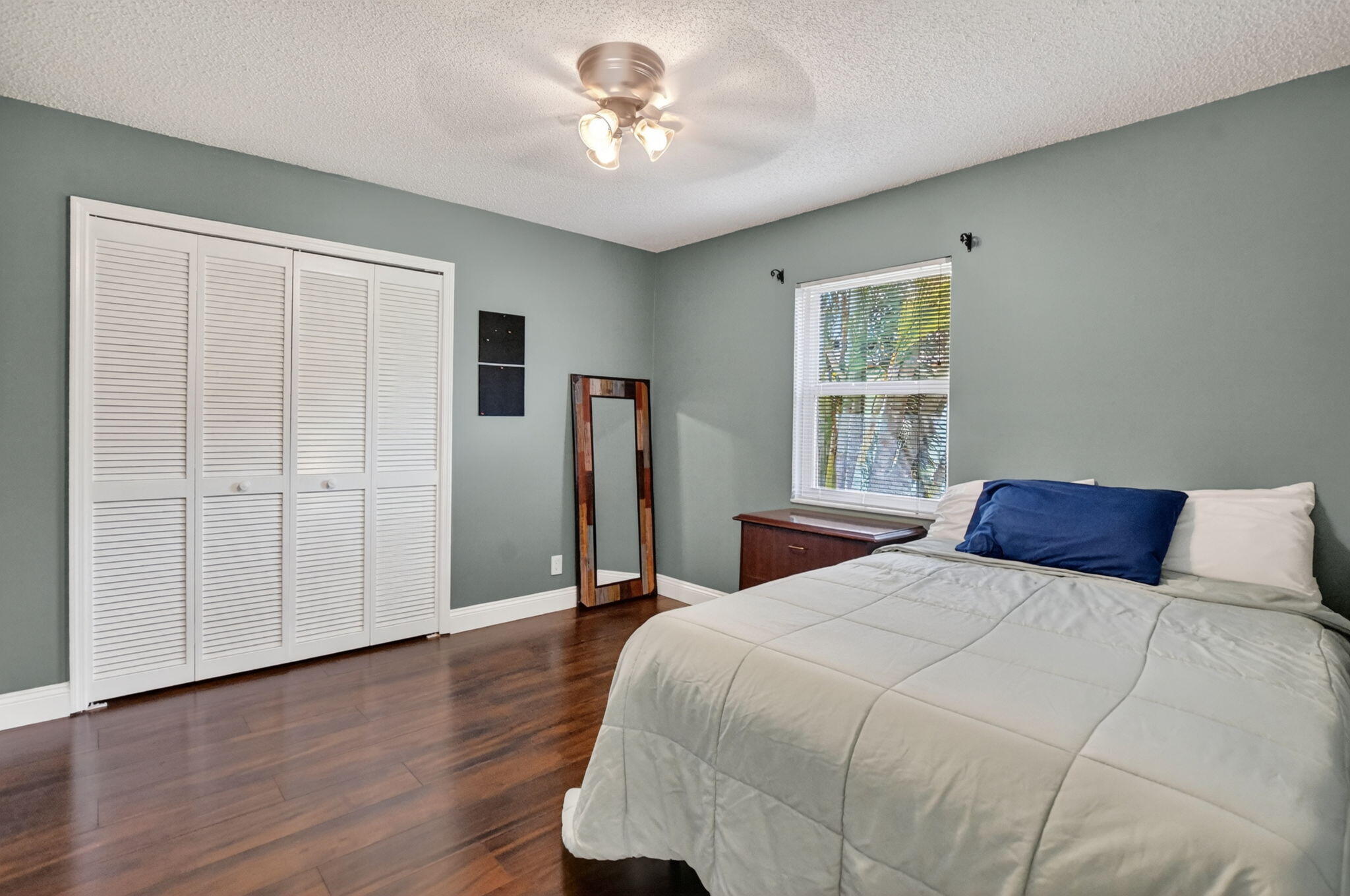 BOCA GREENS 4 - Residential