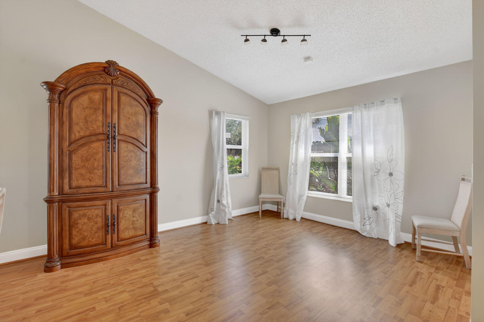 BOCA GREENS 4 - Residential