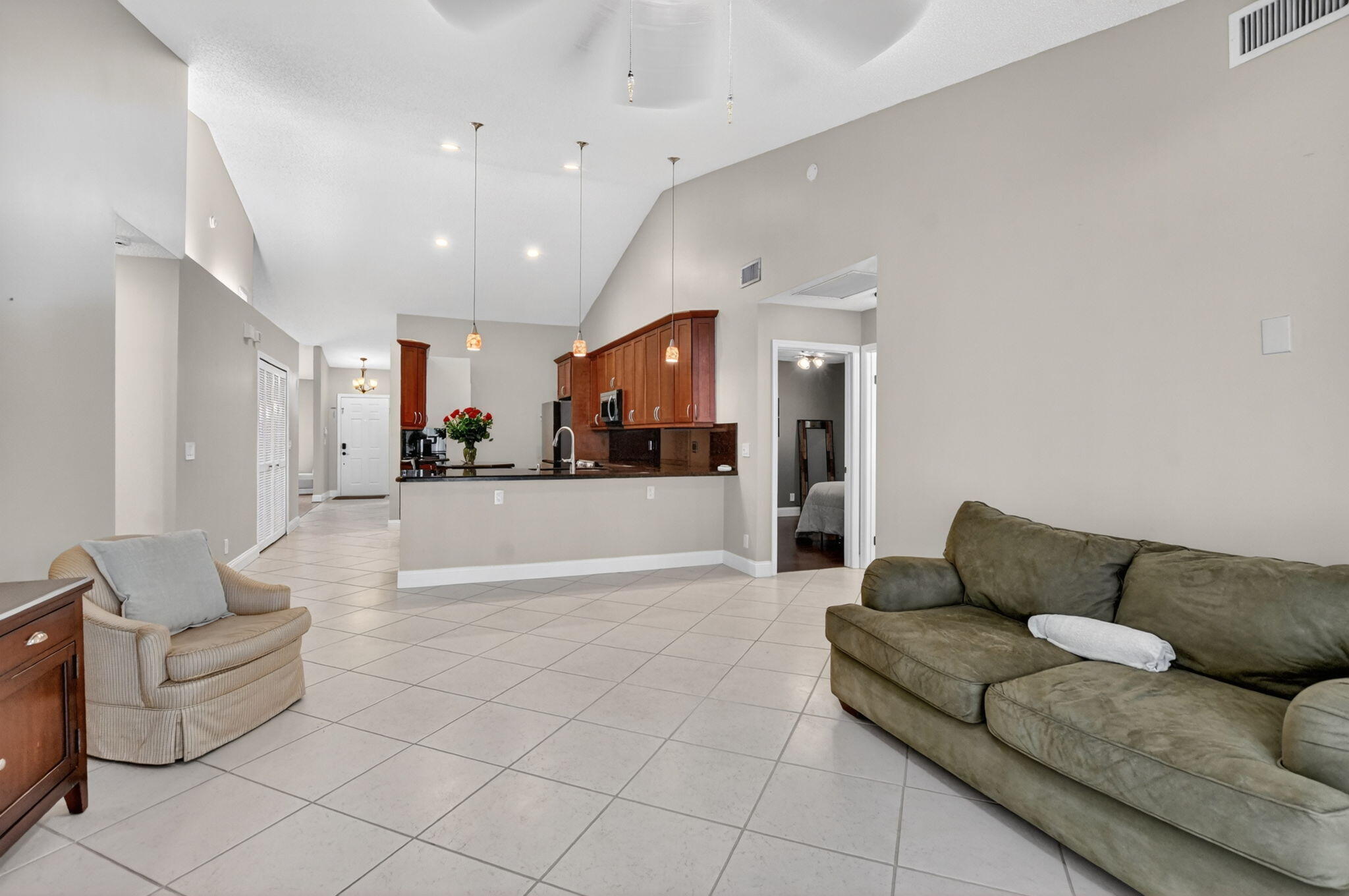 BOCA GREENS 4 - Residential