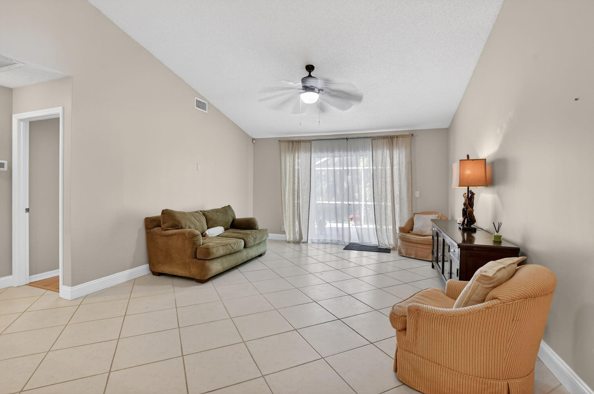 BOCA GREENS 4 - Residential
