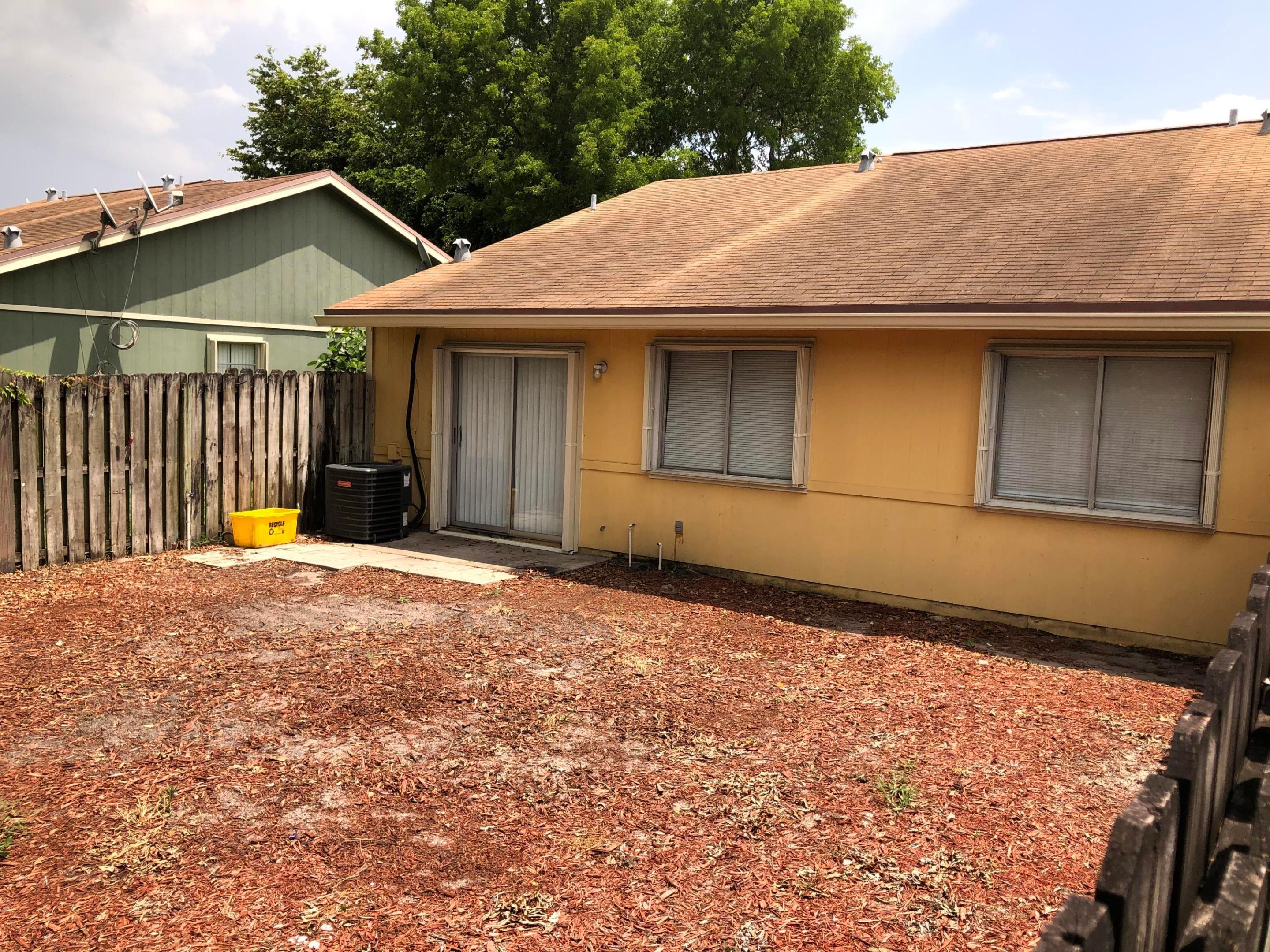 FOREST GLEN - Residential Lease