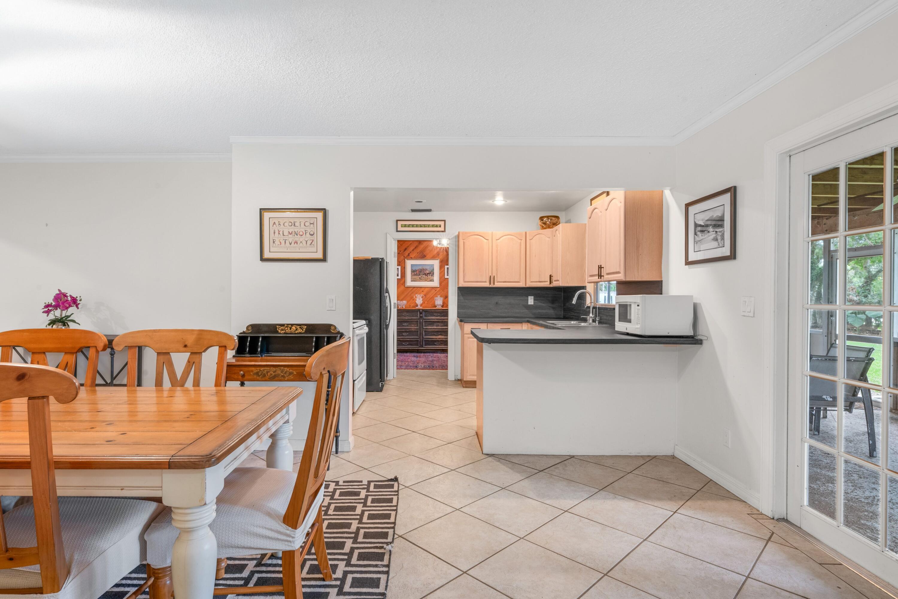 LOXAHATCHEE GROVES - Residential