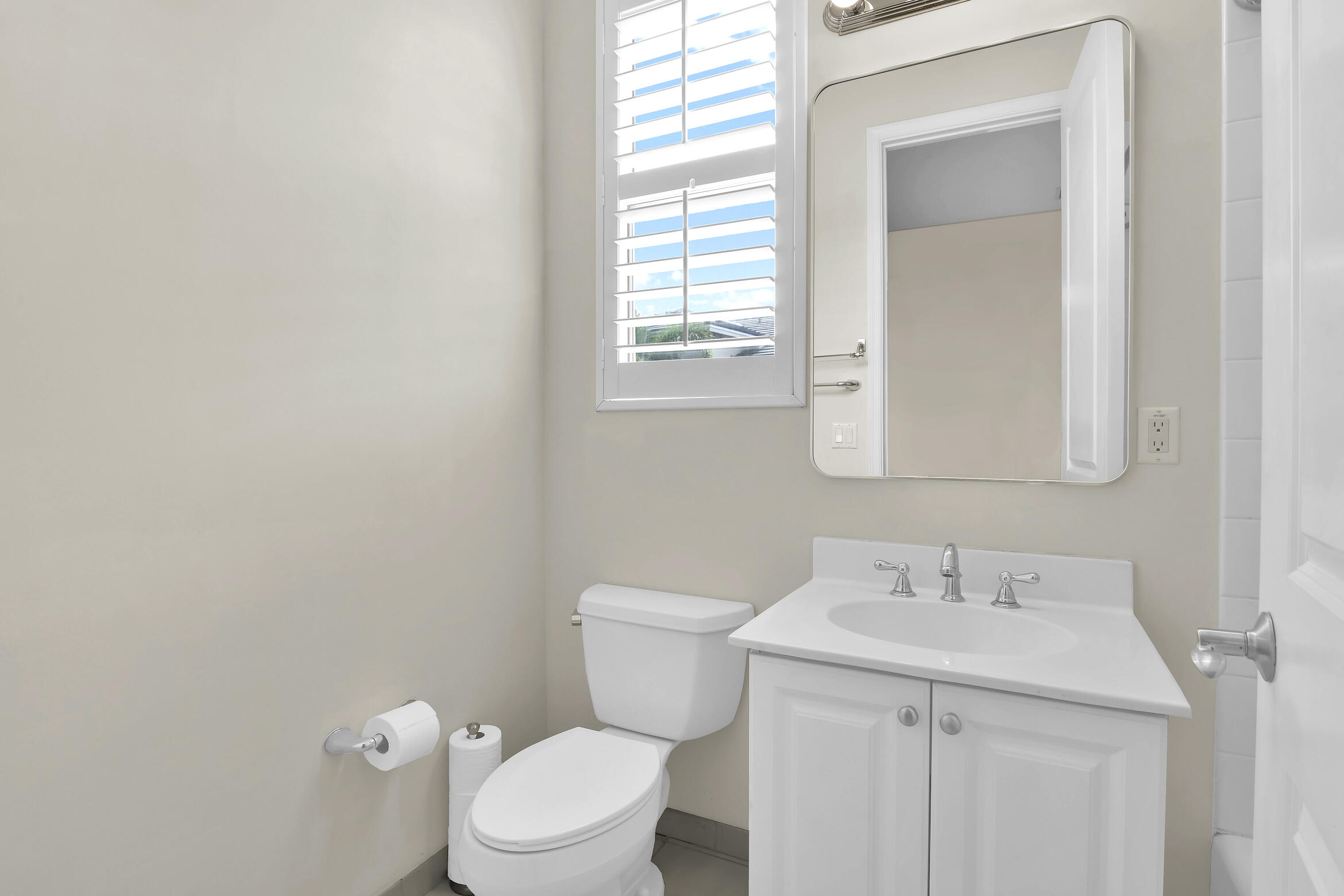 HIGHLAND GROVE ESTATES - Residential