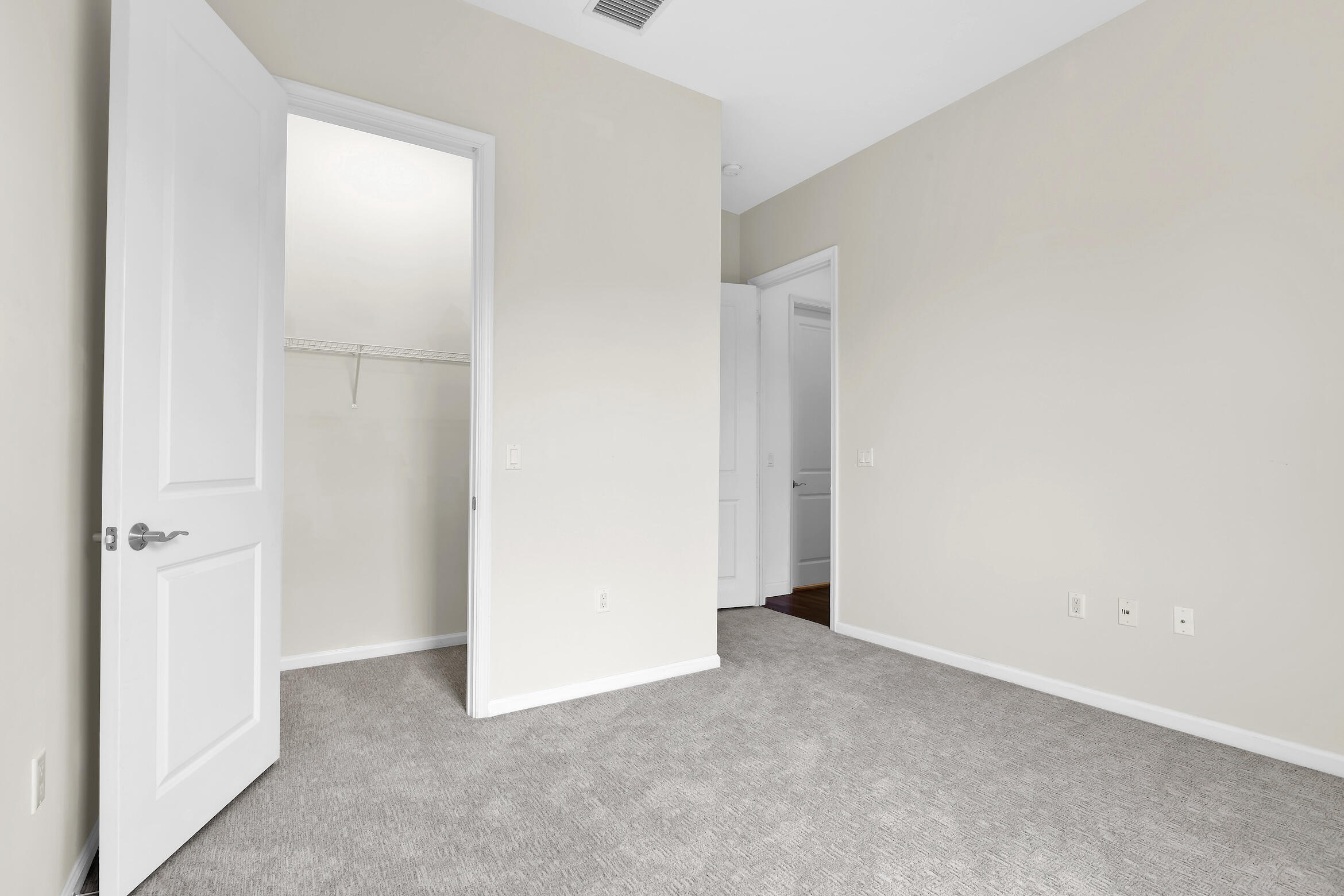 HIGHLAND GROVE ESTATES - Residential