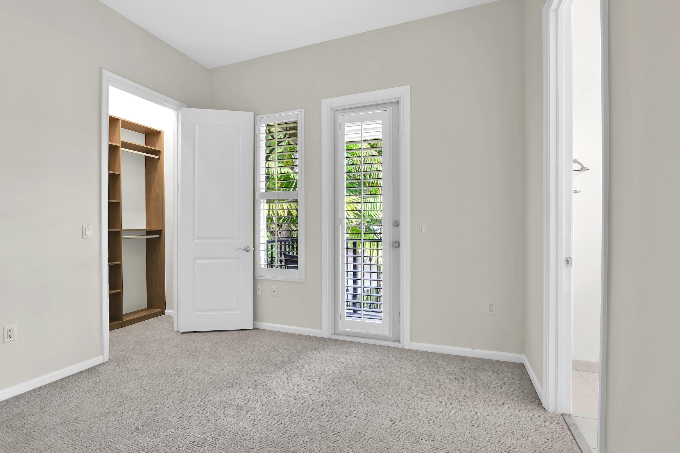 HIGHLAND GROVE ESTATES - Residential
