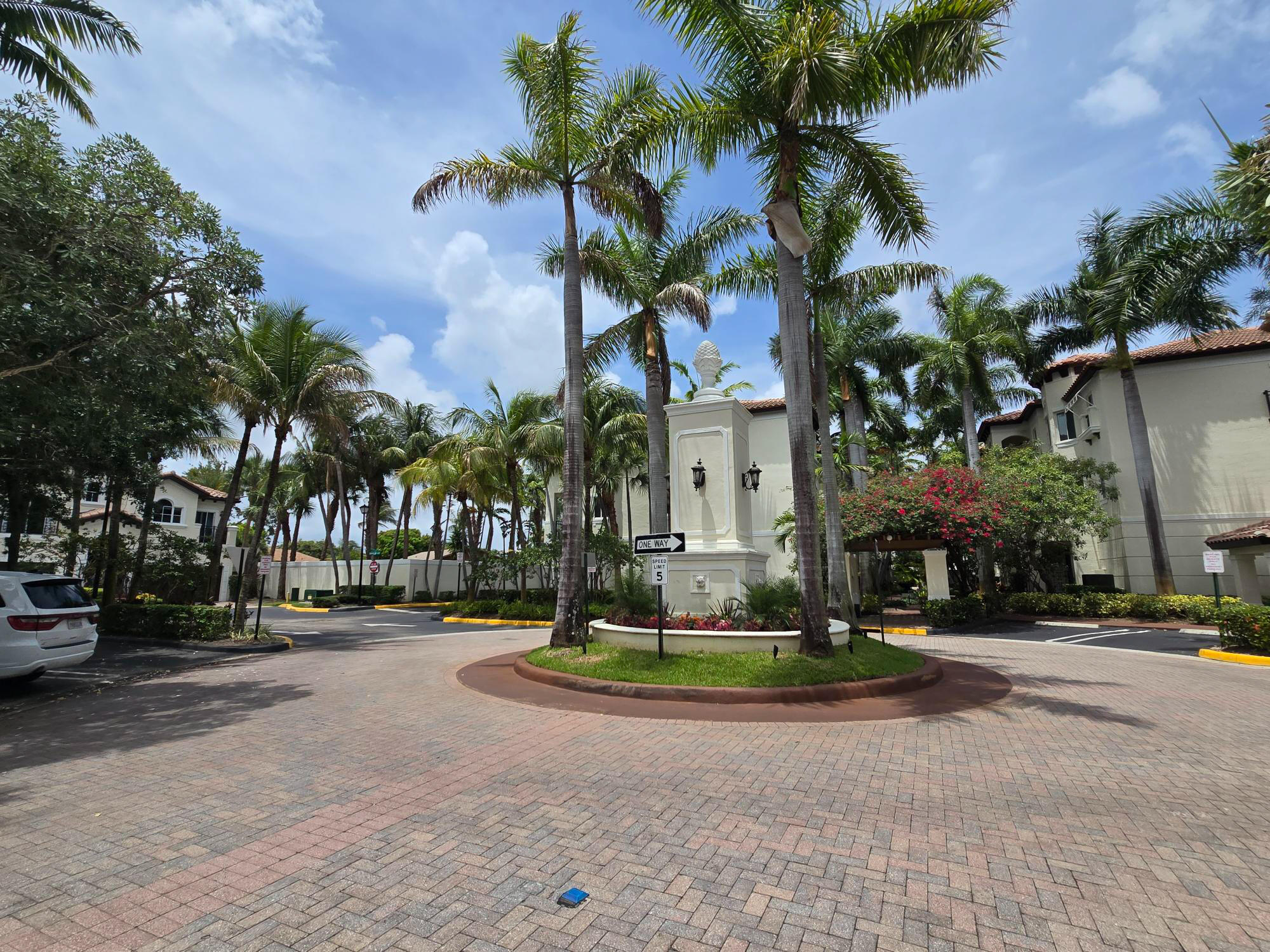 COASTAL BAY COLONY - Residential