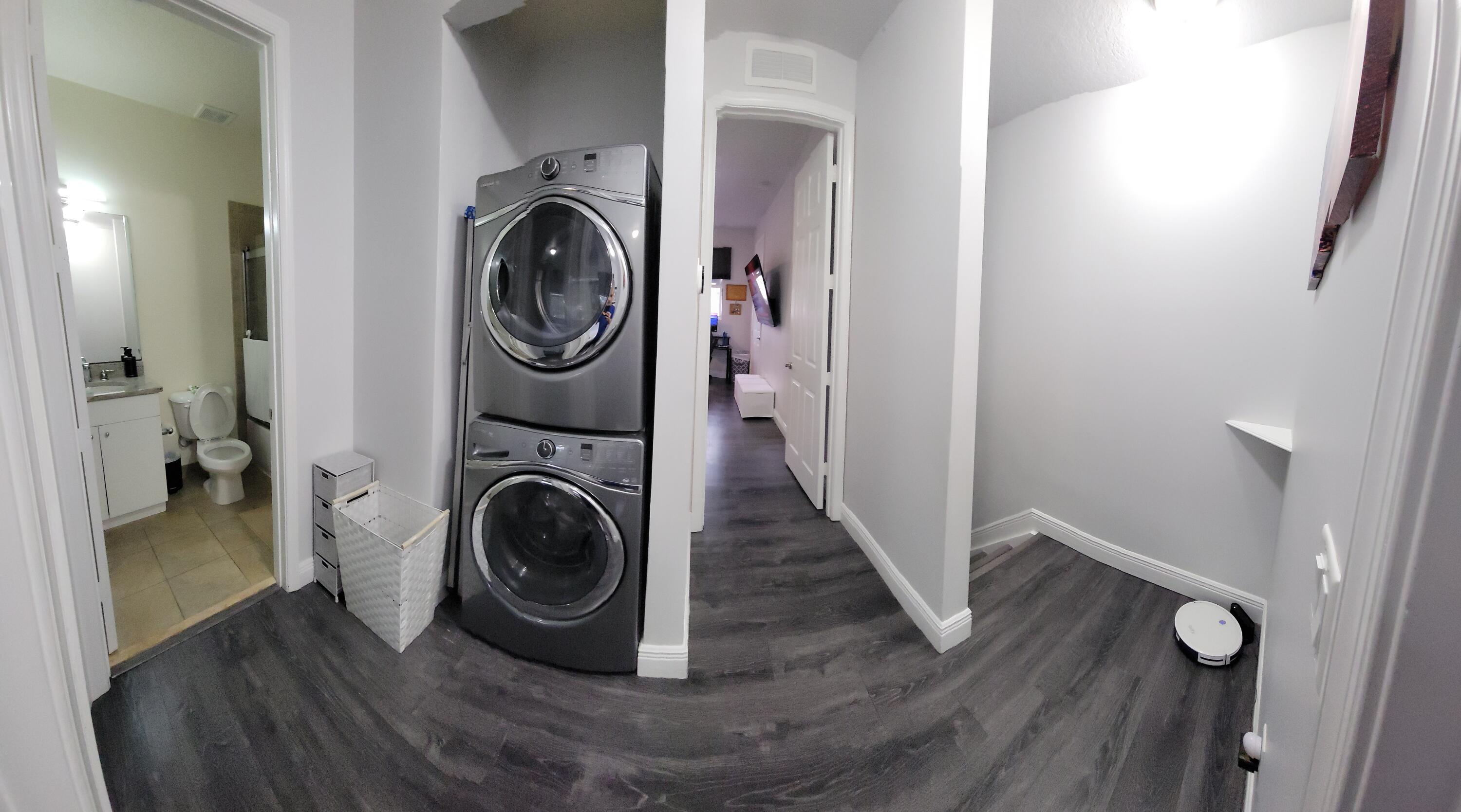 5150 HILLSBORO - Residential