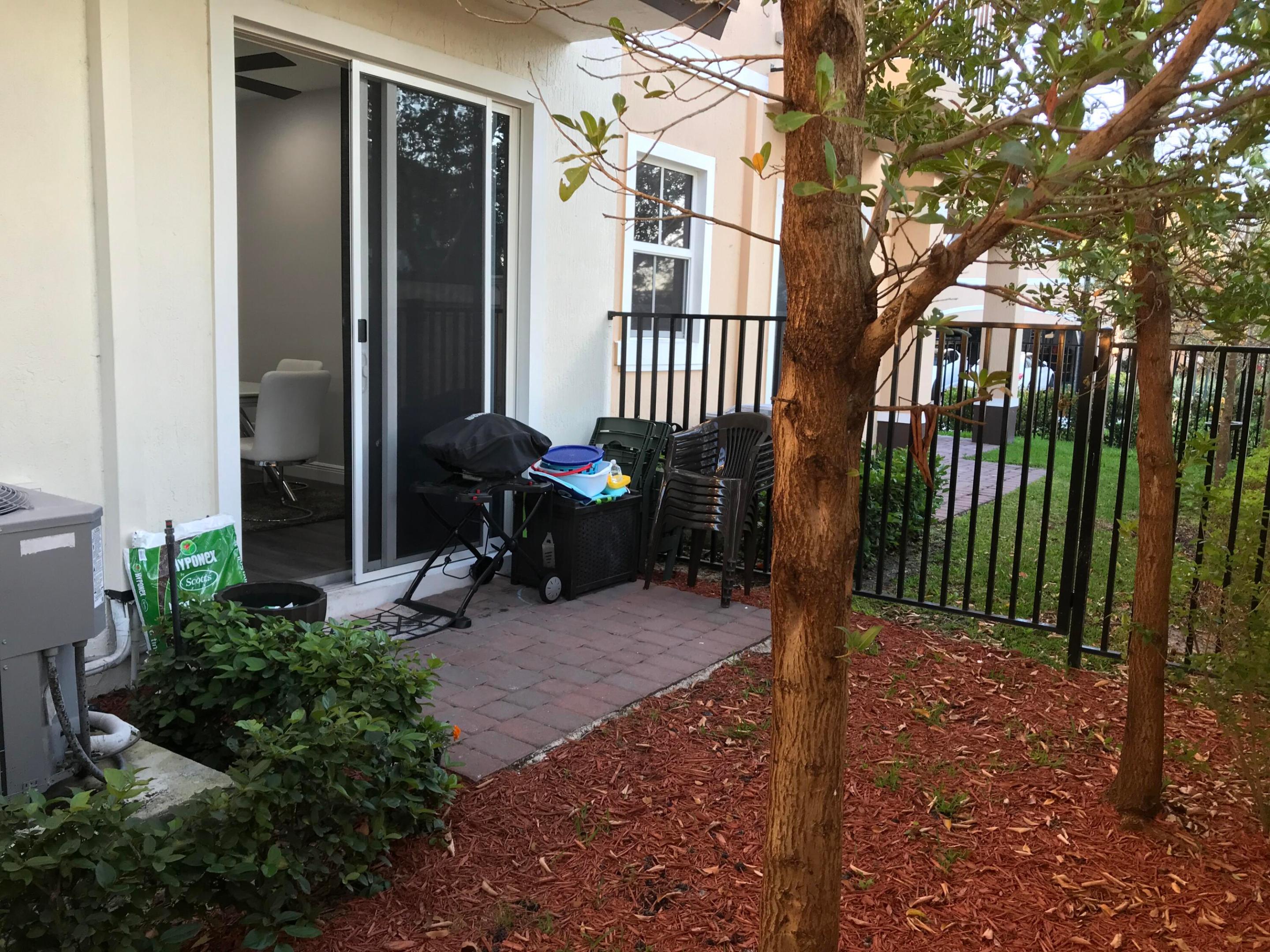 5150 HILLSBORO - Residential