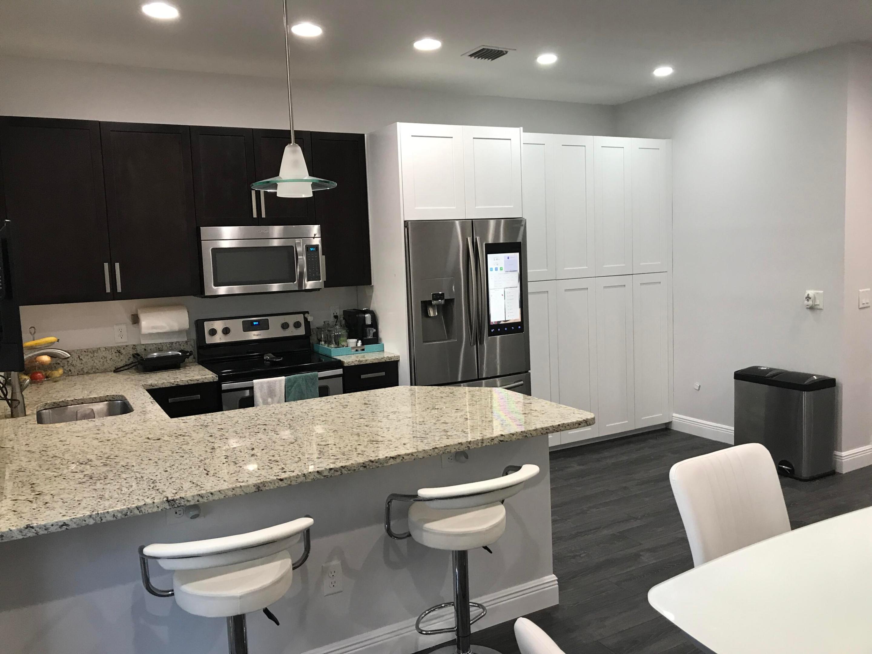 5150 HILLSBORO - Residential