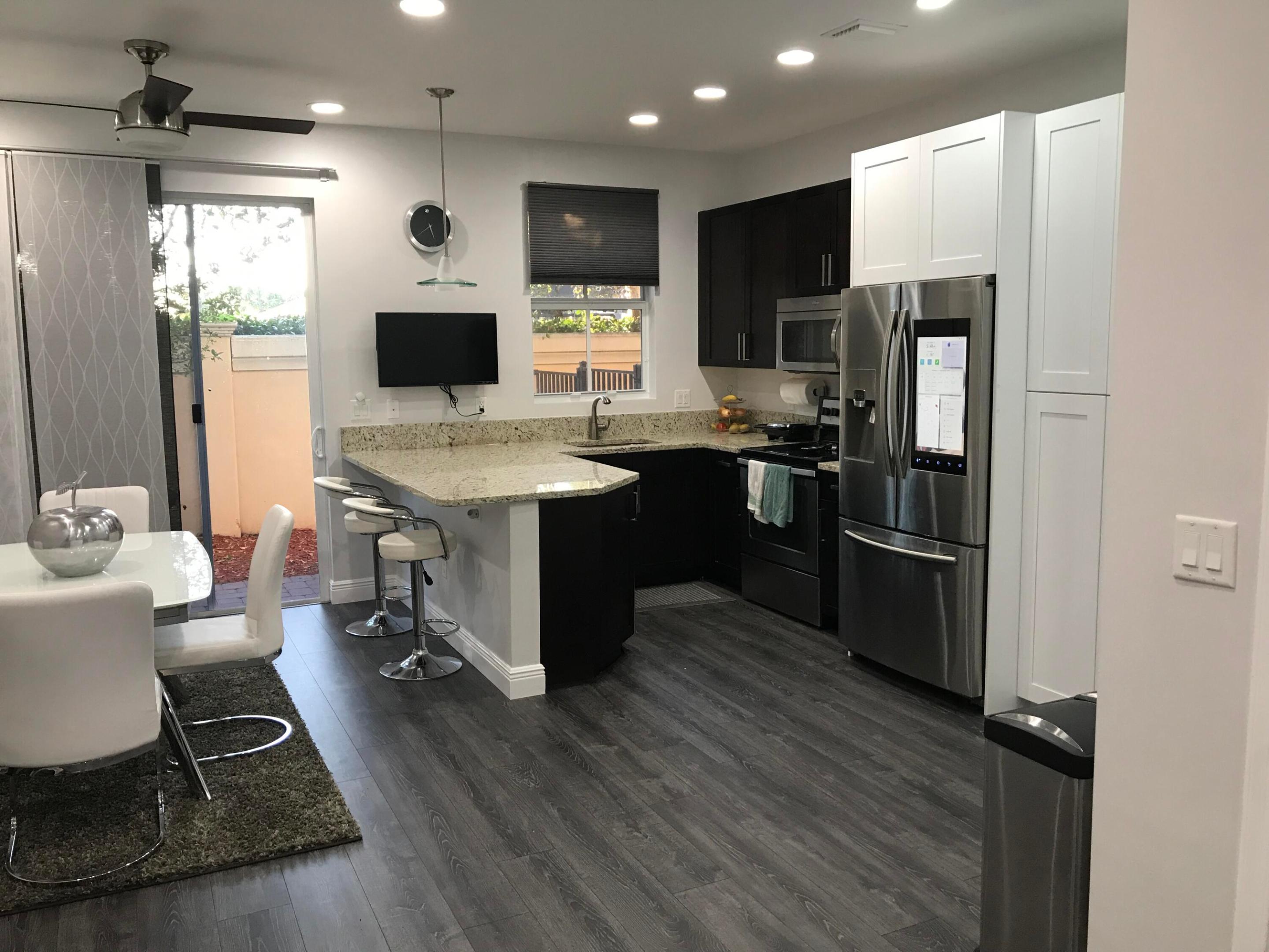 5150 HILLSBORO - Residential
