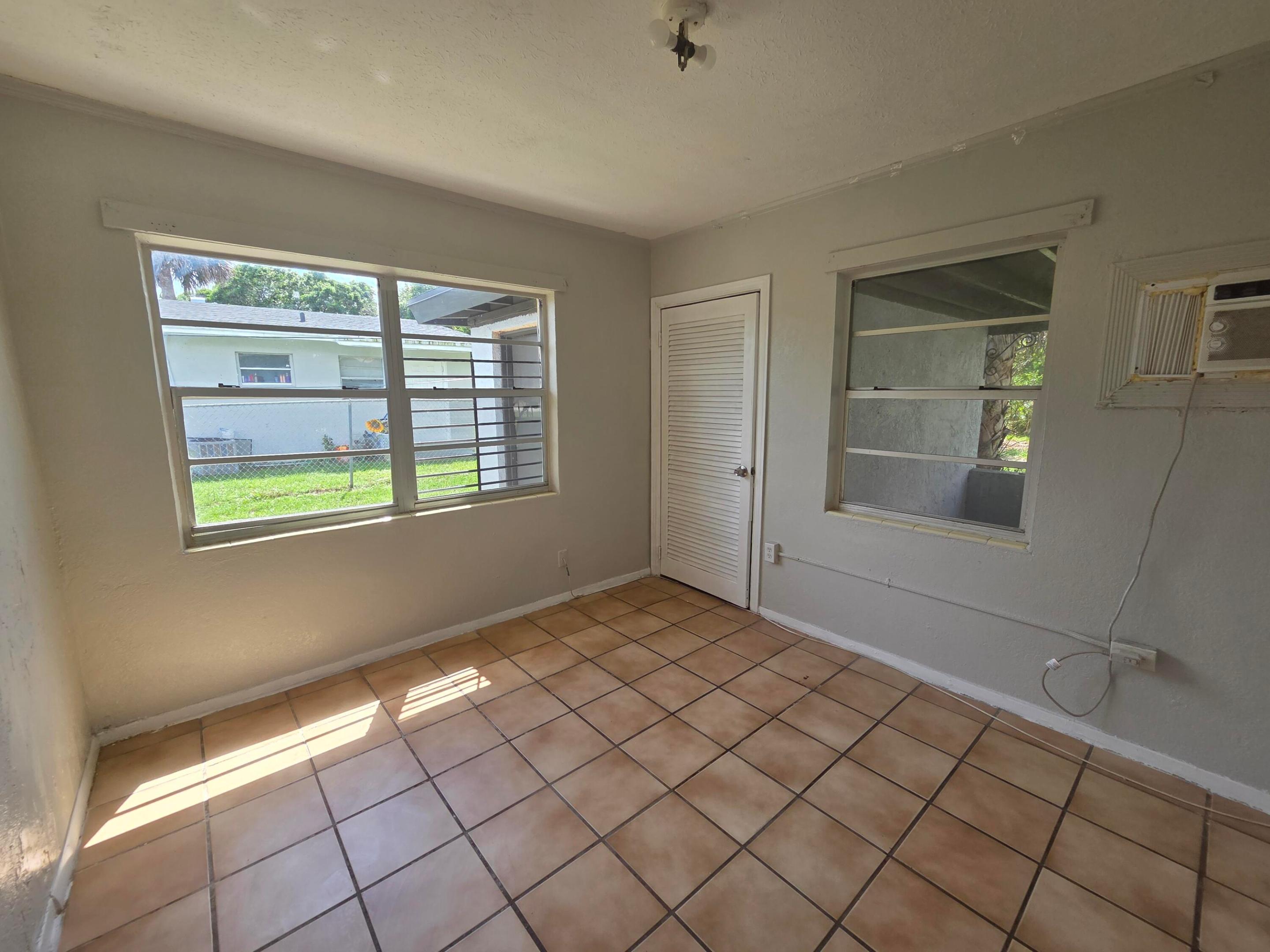 SUNNY ACRES SUBDIVISION - Residential Income
