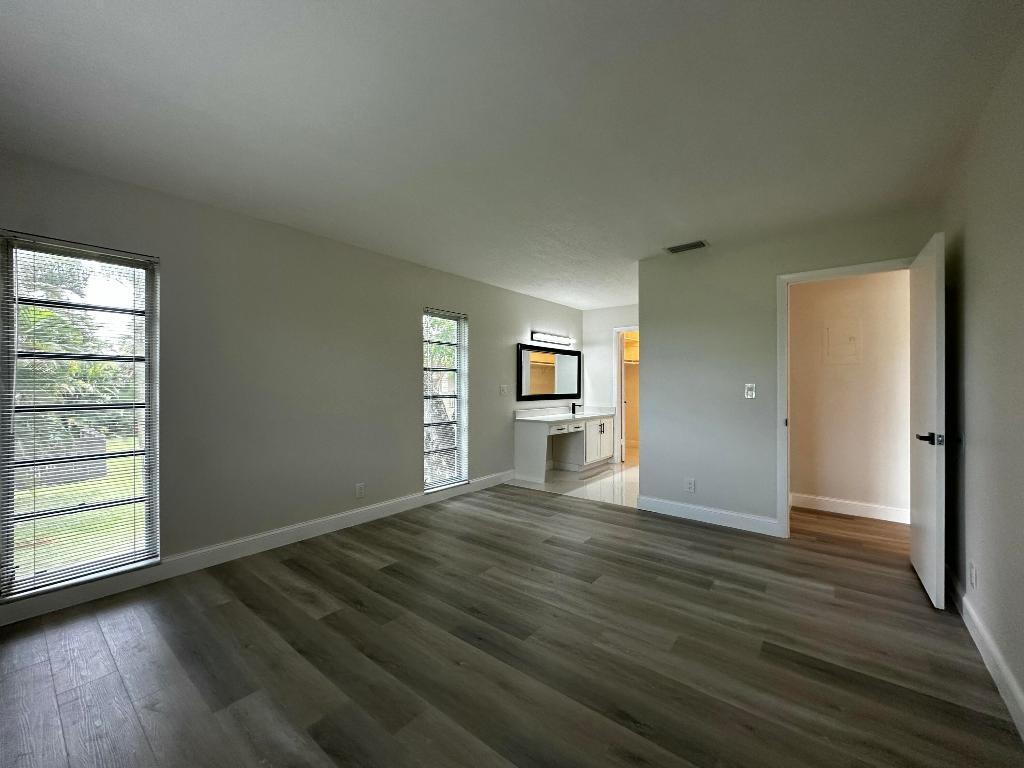 PALM GREENS AT VILLA DEL RAY CONDO II - Residential Lease