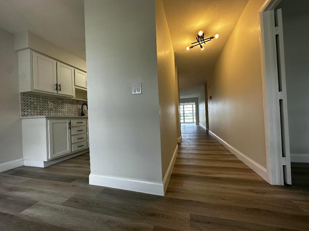 PALM GREENS AT VILLA DEL RAY CONDO II - Residential Lease
