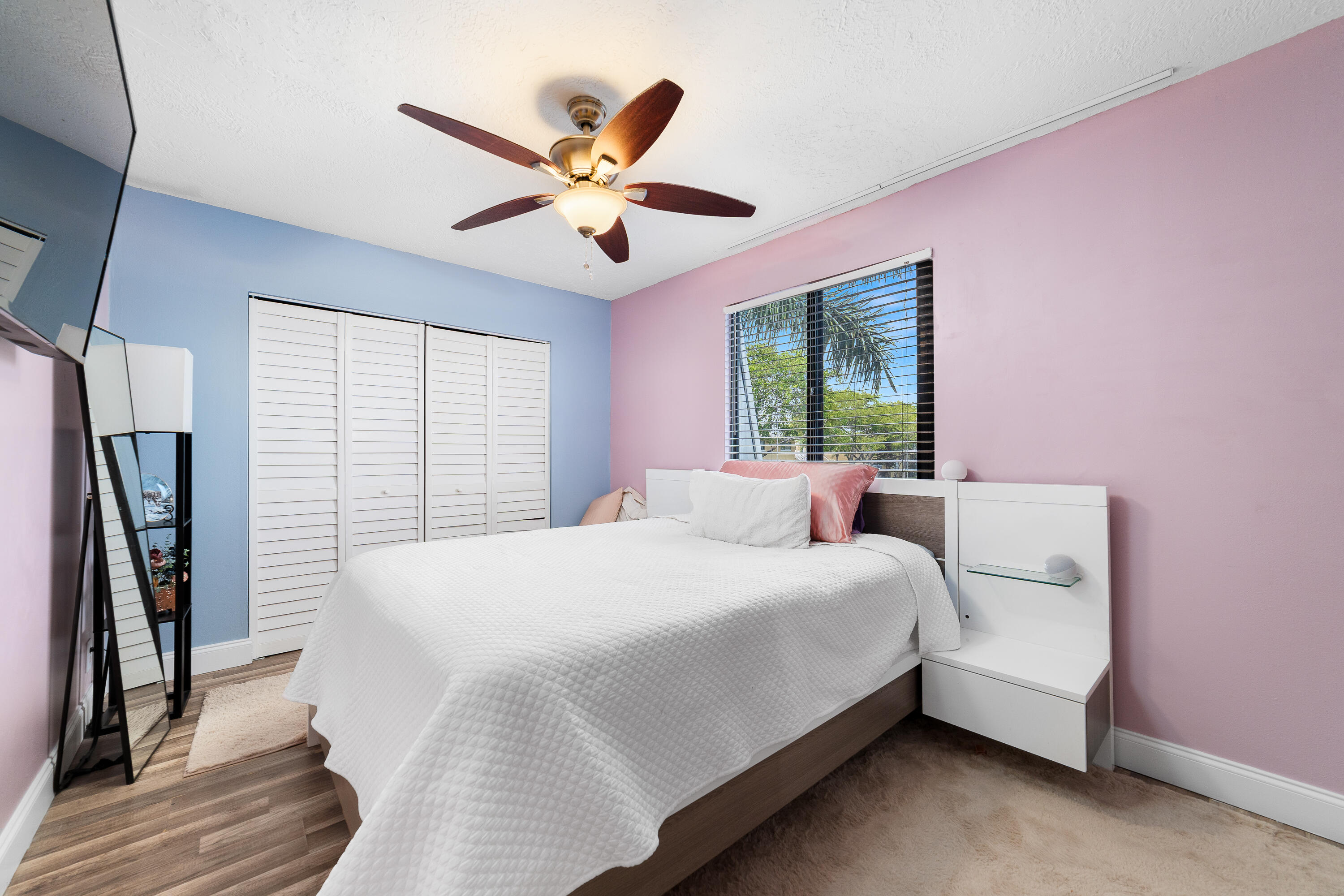KIMBERLY LAKE VILLAS - Residential