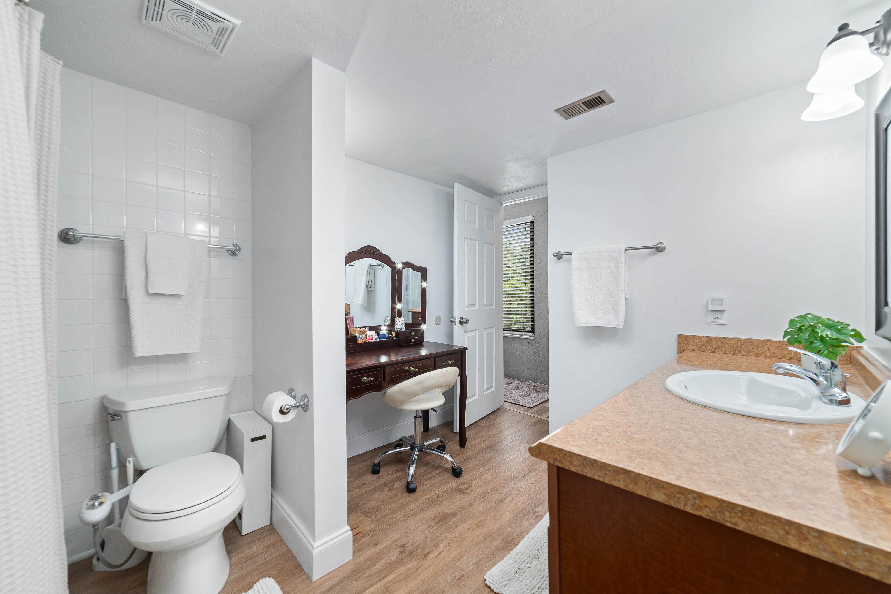 KIMBERLY LAKE VILLAS - Residential