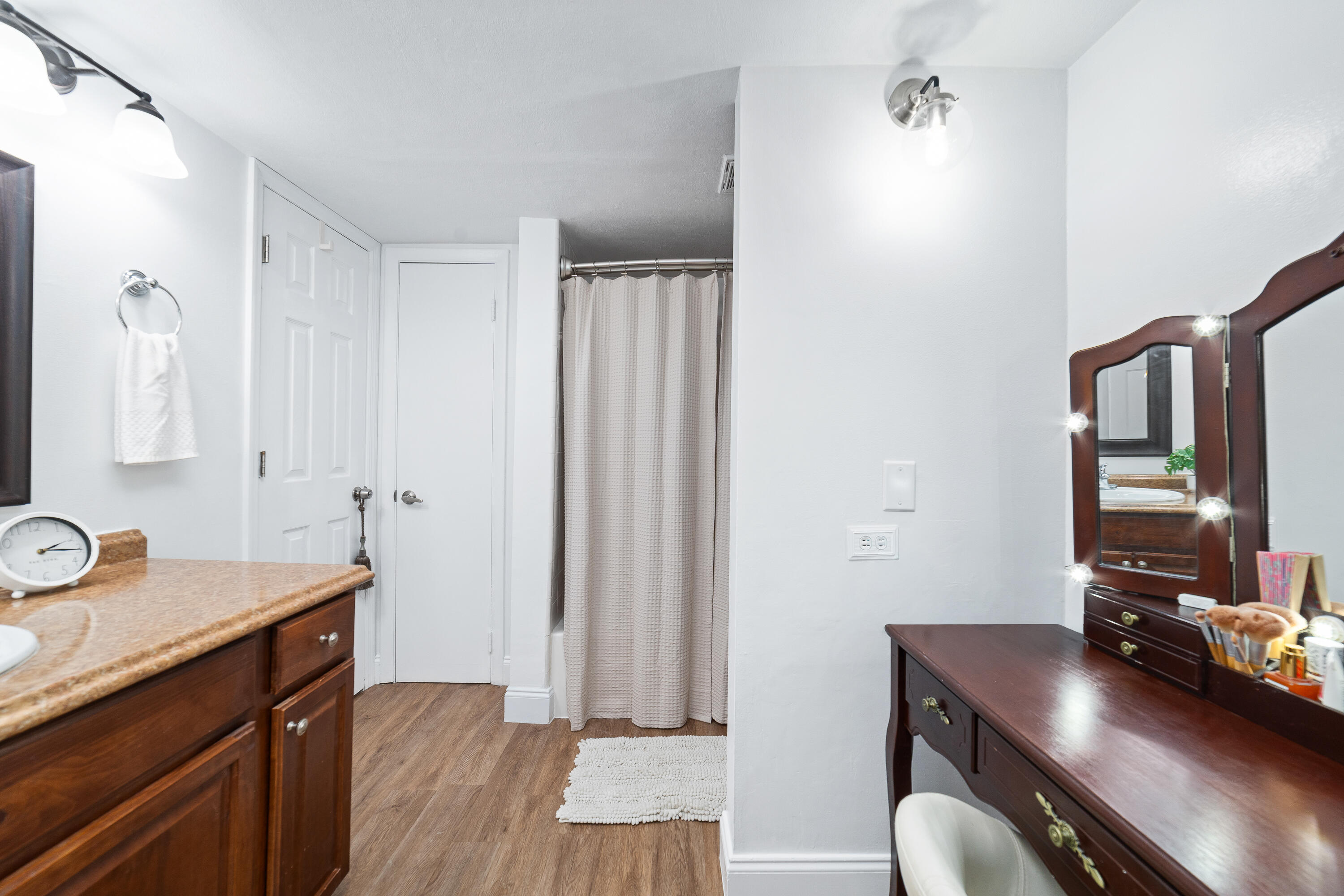 KIMBERLY LAKE VILLAS - Residential