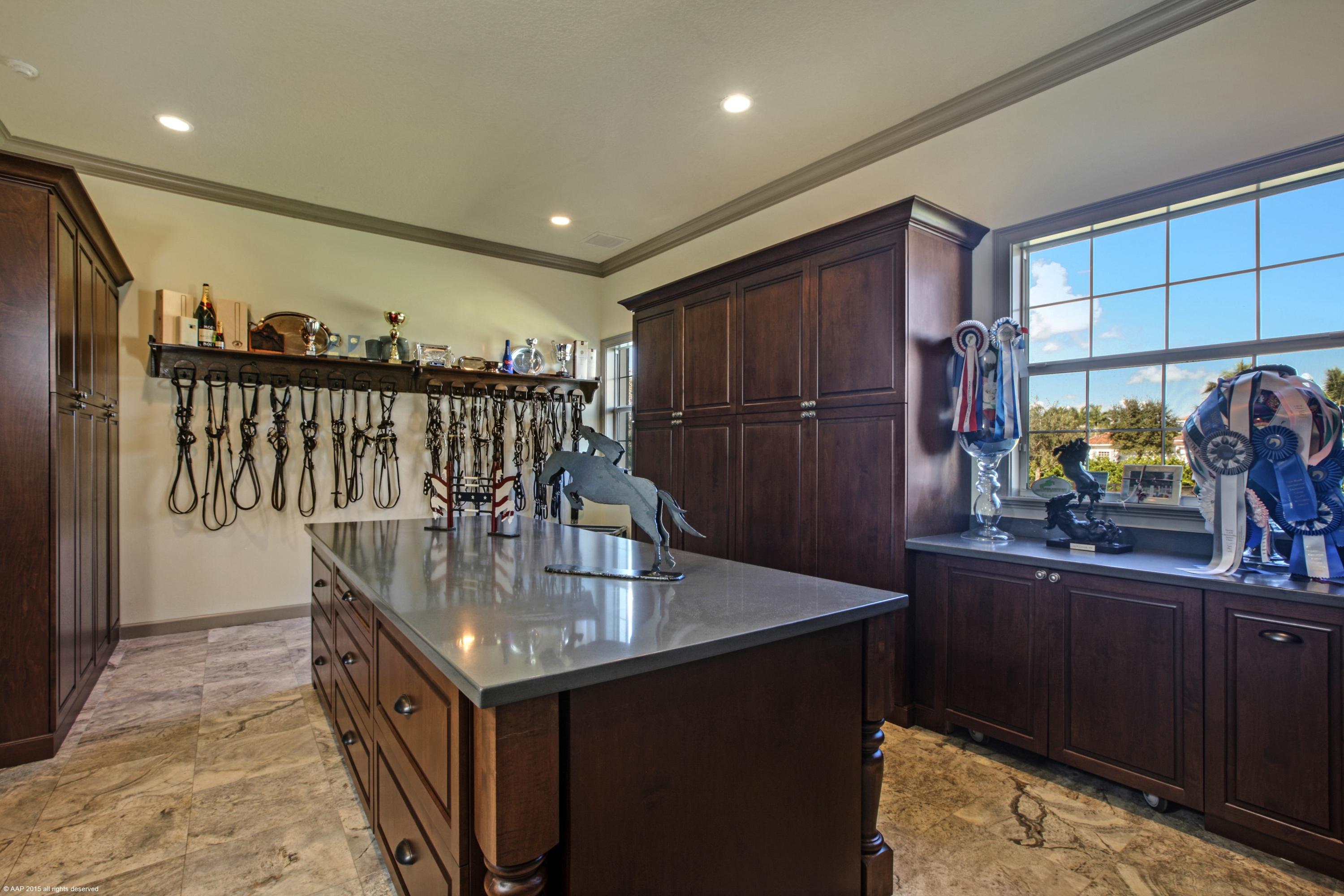 PALM BEACH POINT EAST - Residential