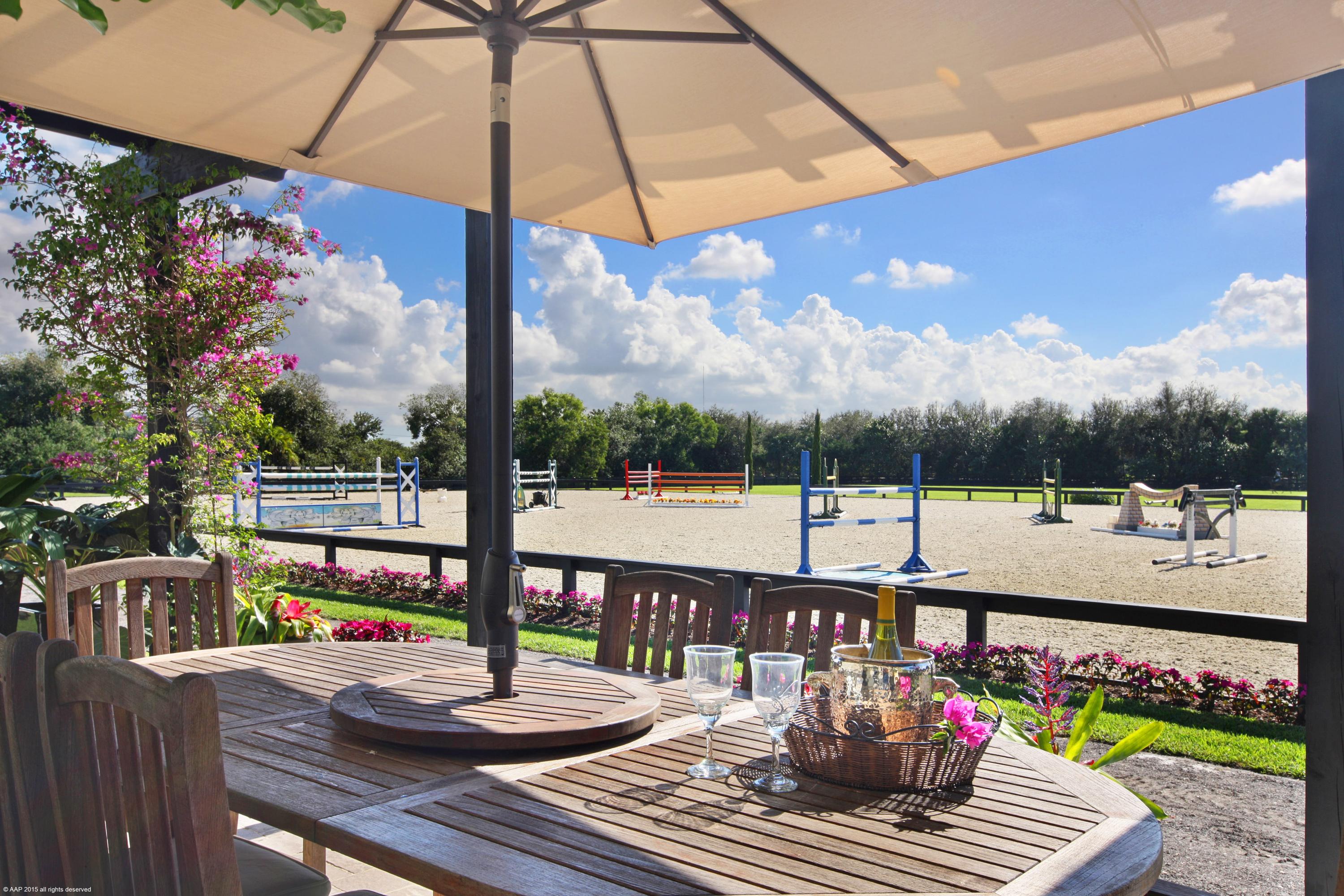 PALM BEACH POINT EAST - Residential