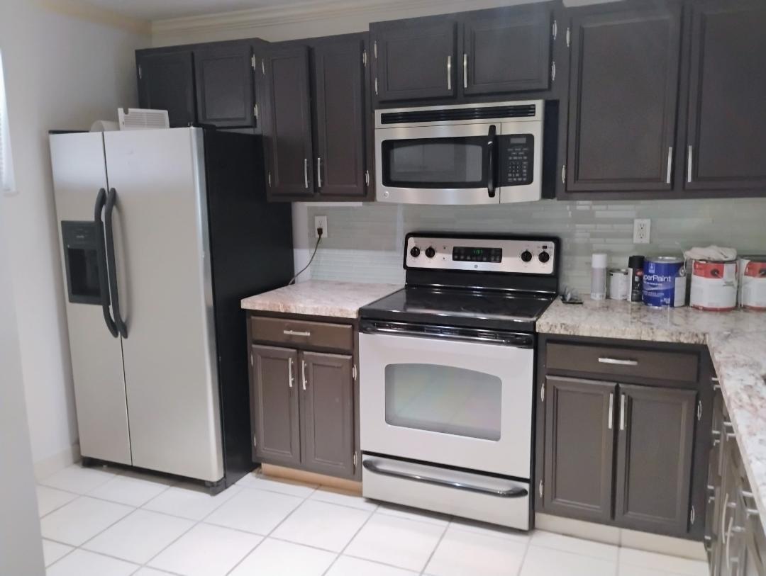 SHERWOOD SQUARE CONDOMINIUM - Residential