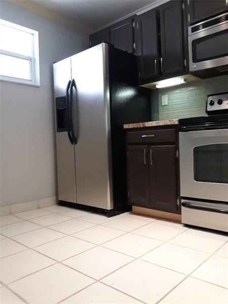 SHERWOOD SQUARE CONDOMINIUM - Residential