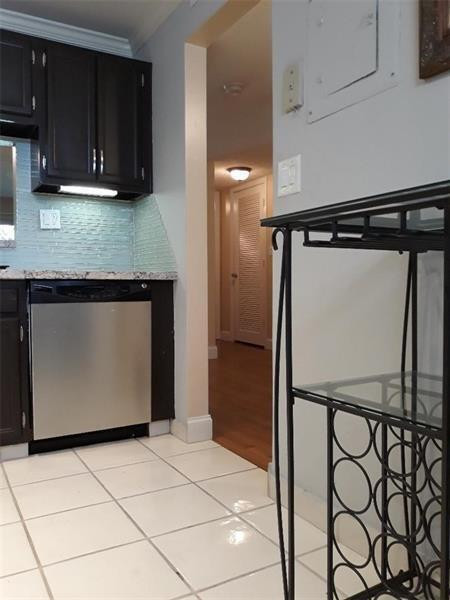 SHERWOOD SQUARE CONDOMINIUM - Residential
