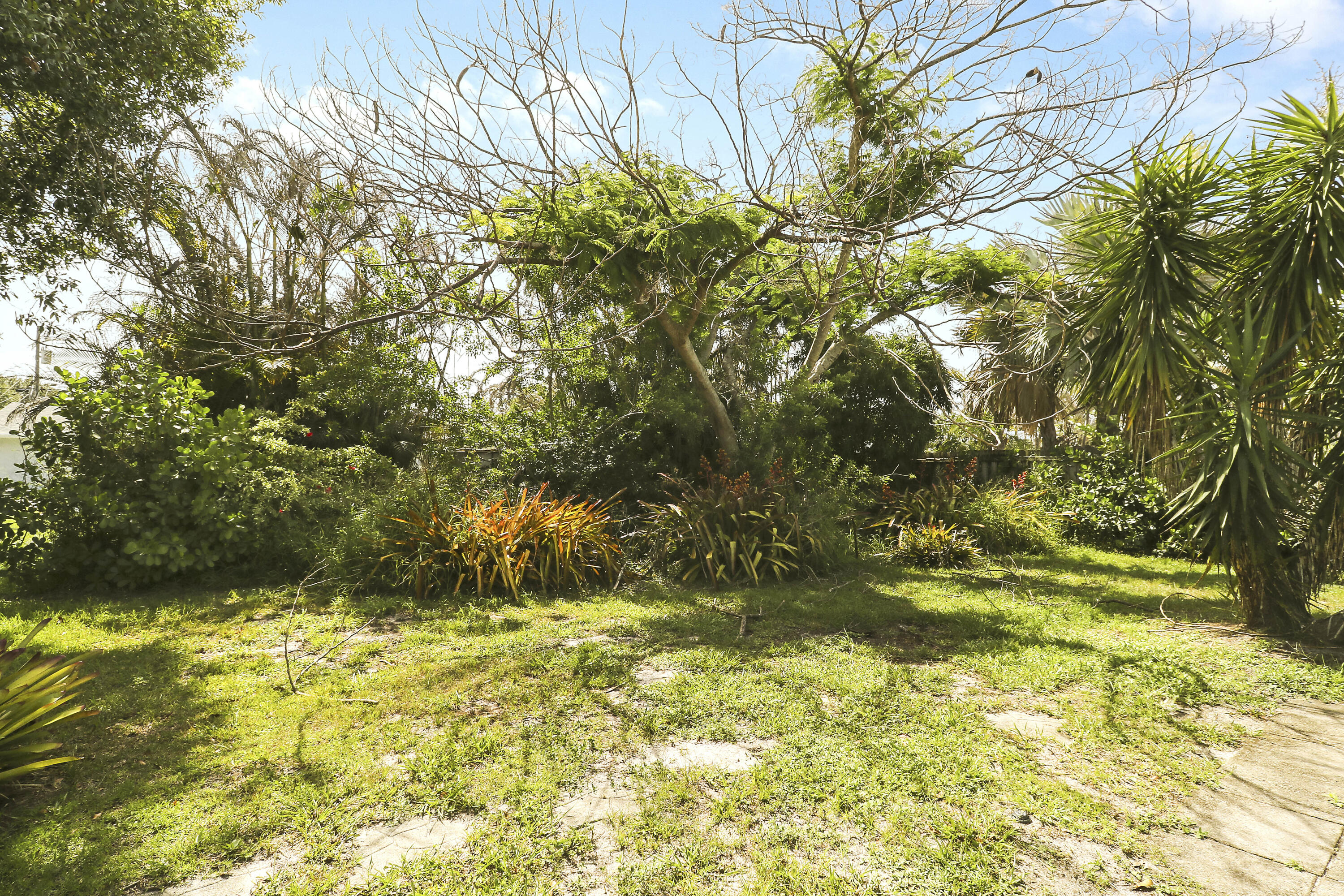 INDIAN RIVER ESTATES UNIT 8 - Residential