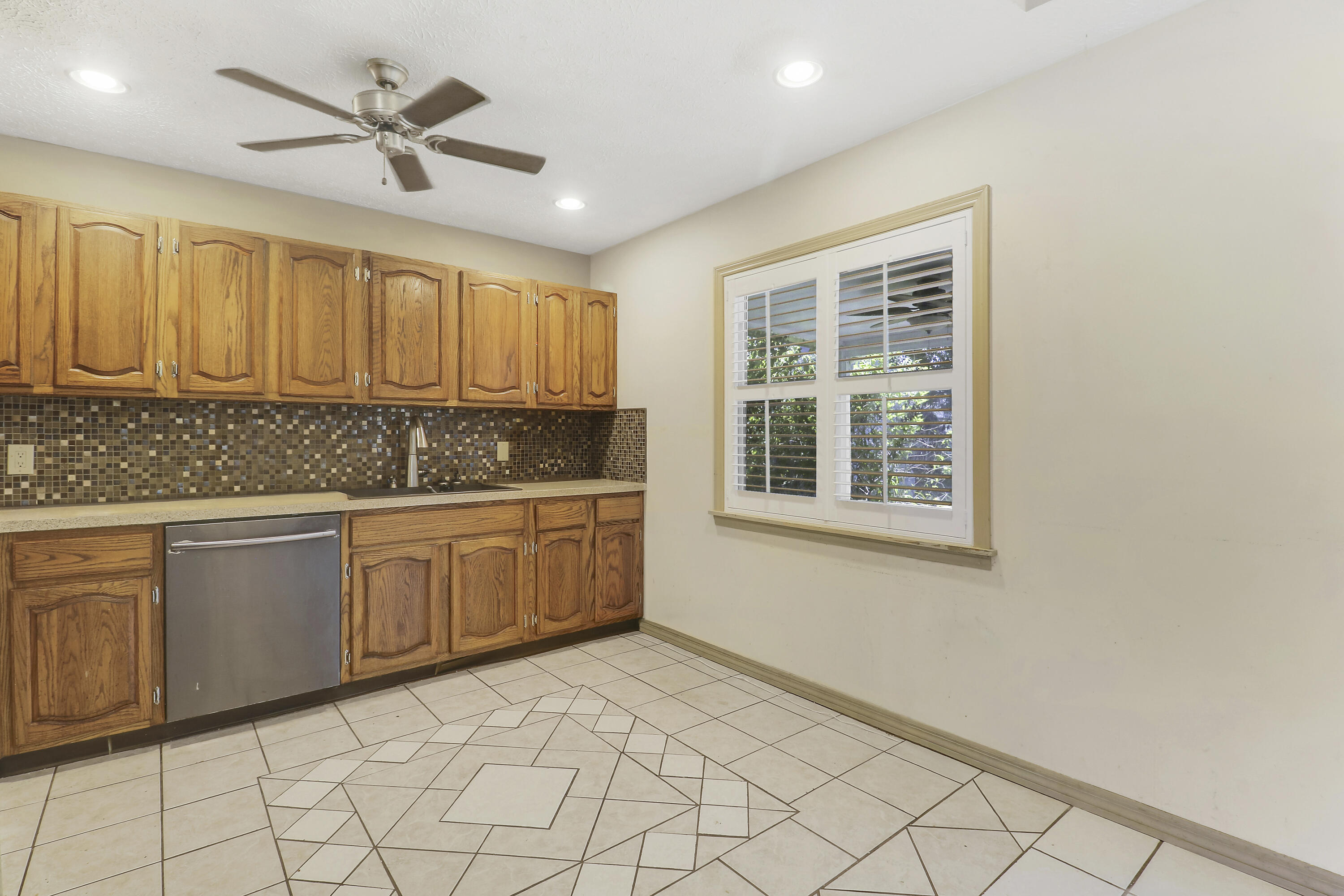 INDIAN RIVER ESTATES UNIT 8 - Residential