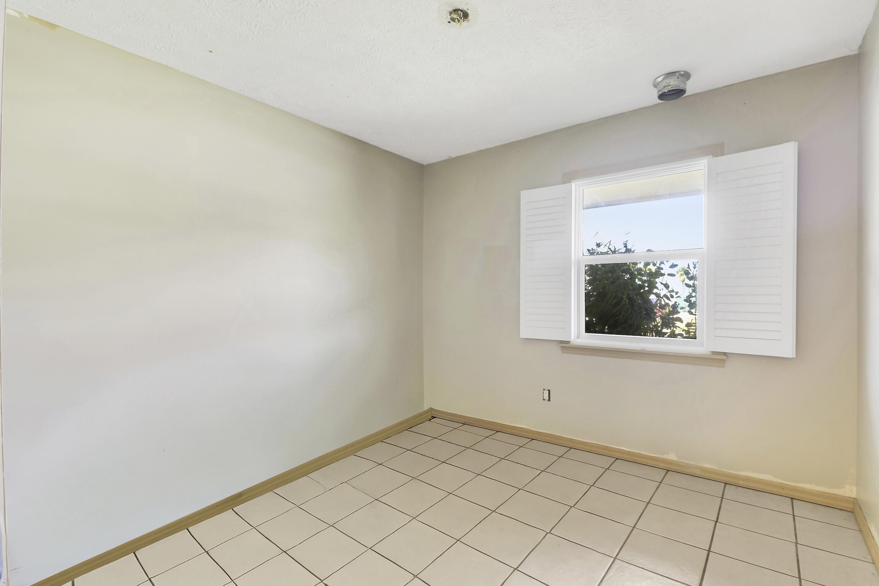 INDIAN RIVER ESTATES UNIT 8 - Residential