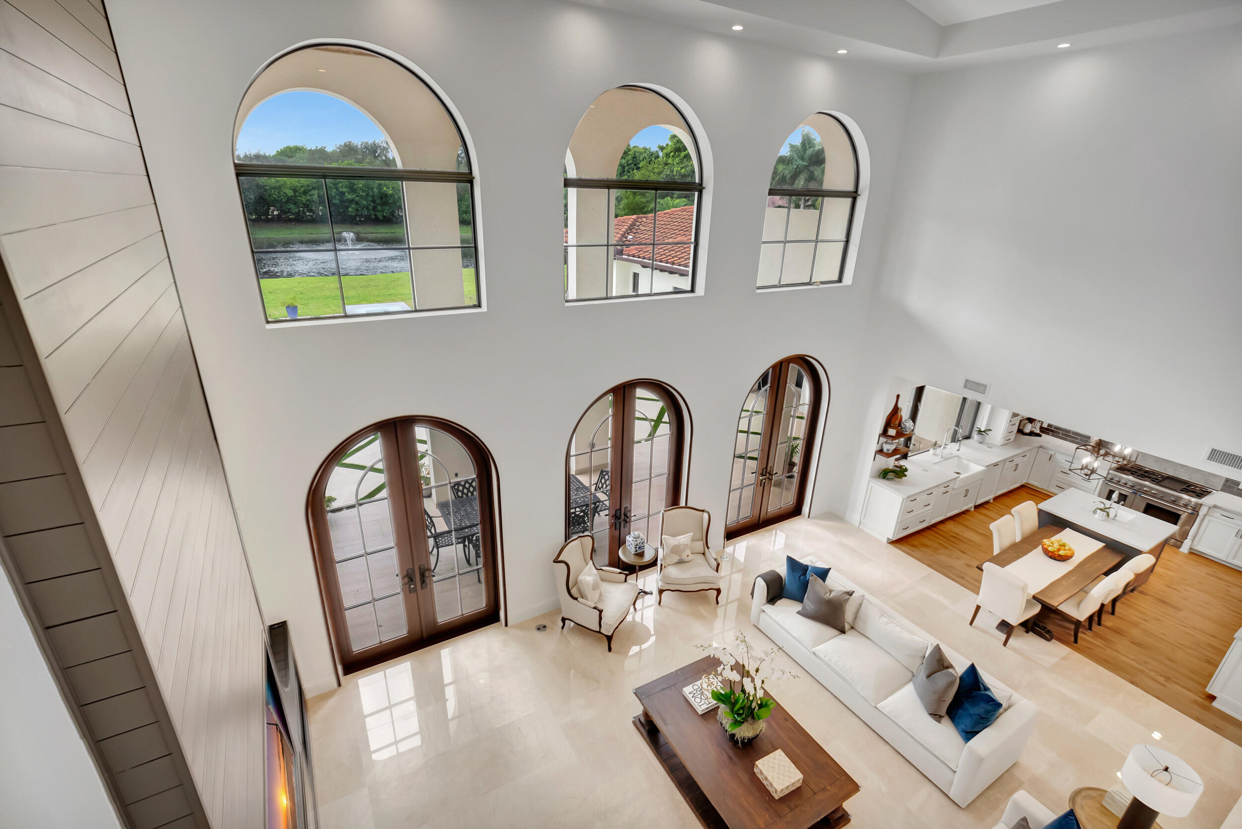 BONIELLOS ACRES - Residential