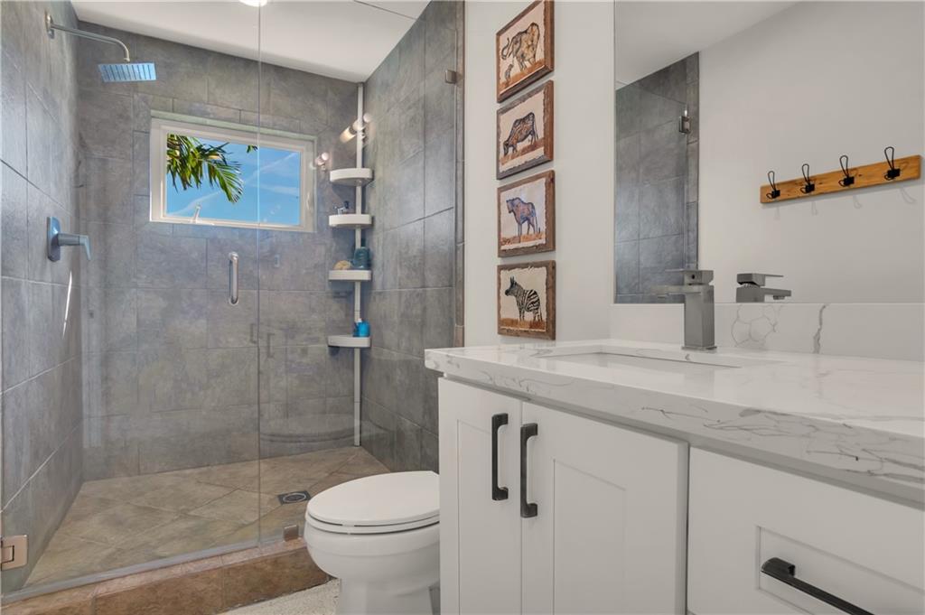 CORAL POINT - Residential