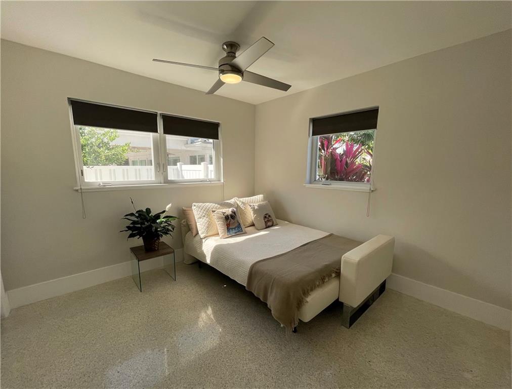 CORAL POINT - Residential