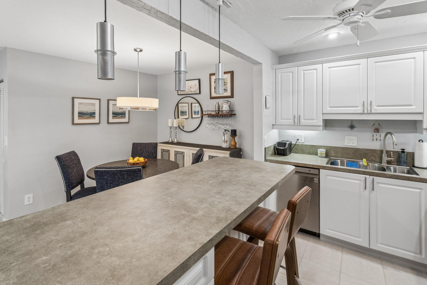 CYPRESS CLUB CONDO - Residential