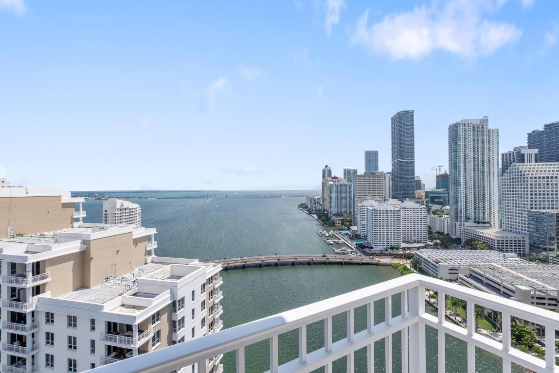 The Courts Brickell Key - Residential
