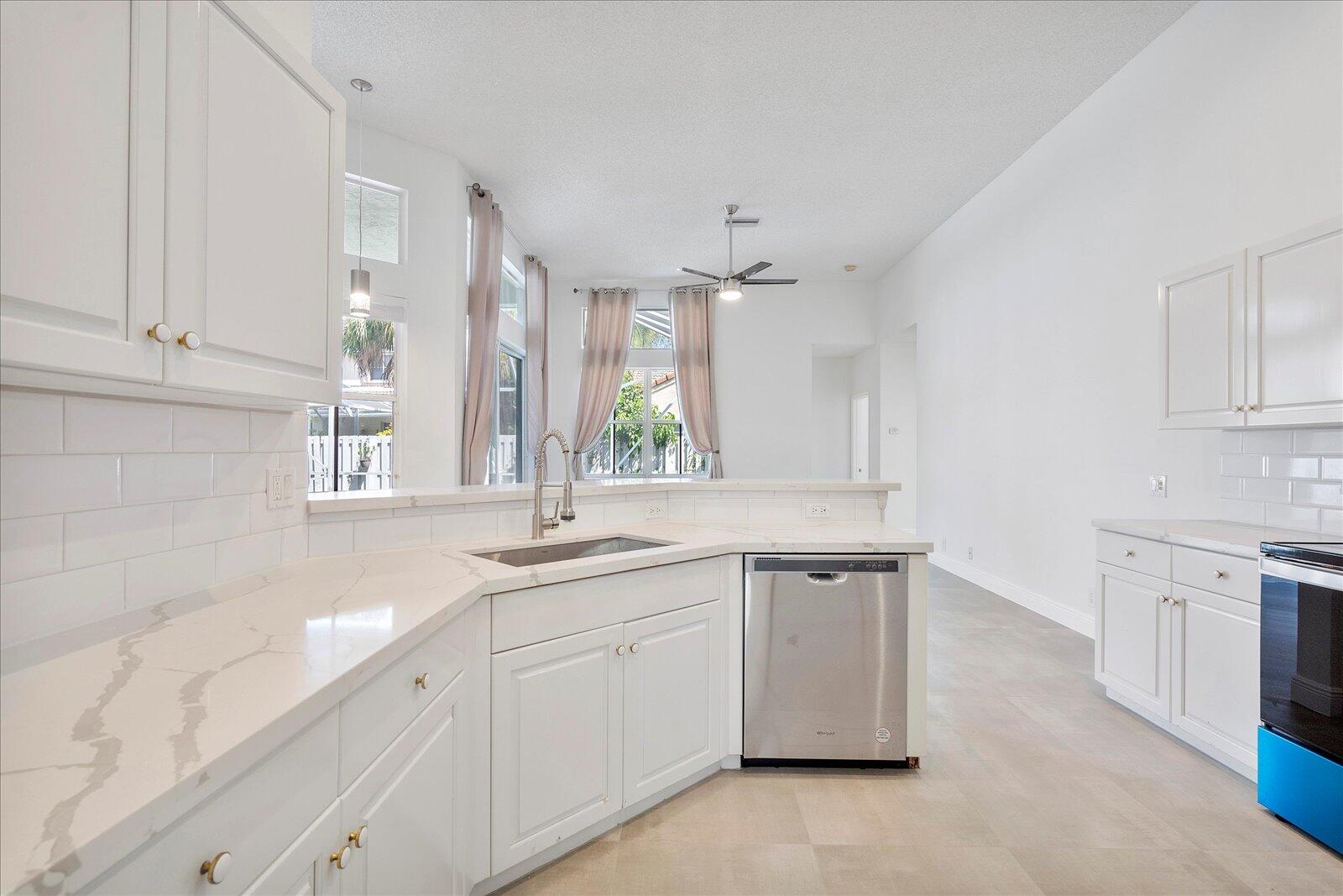 SECTOR 3 - PARCELS H I J K & L - Residential Lease