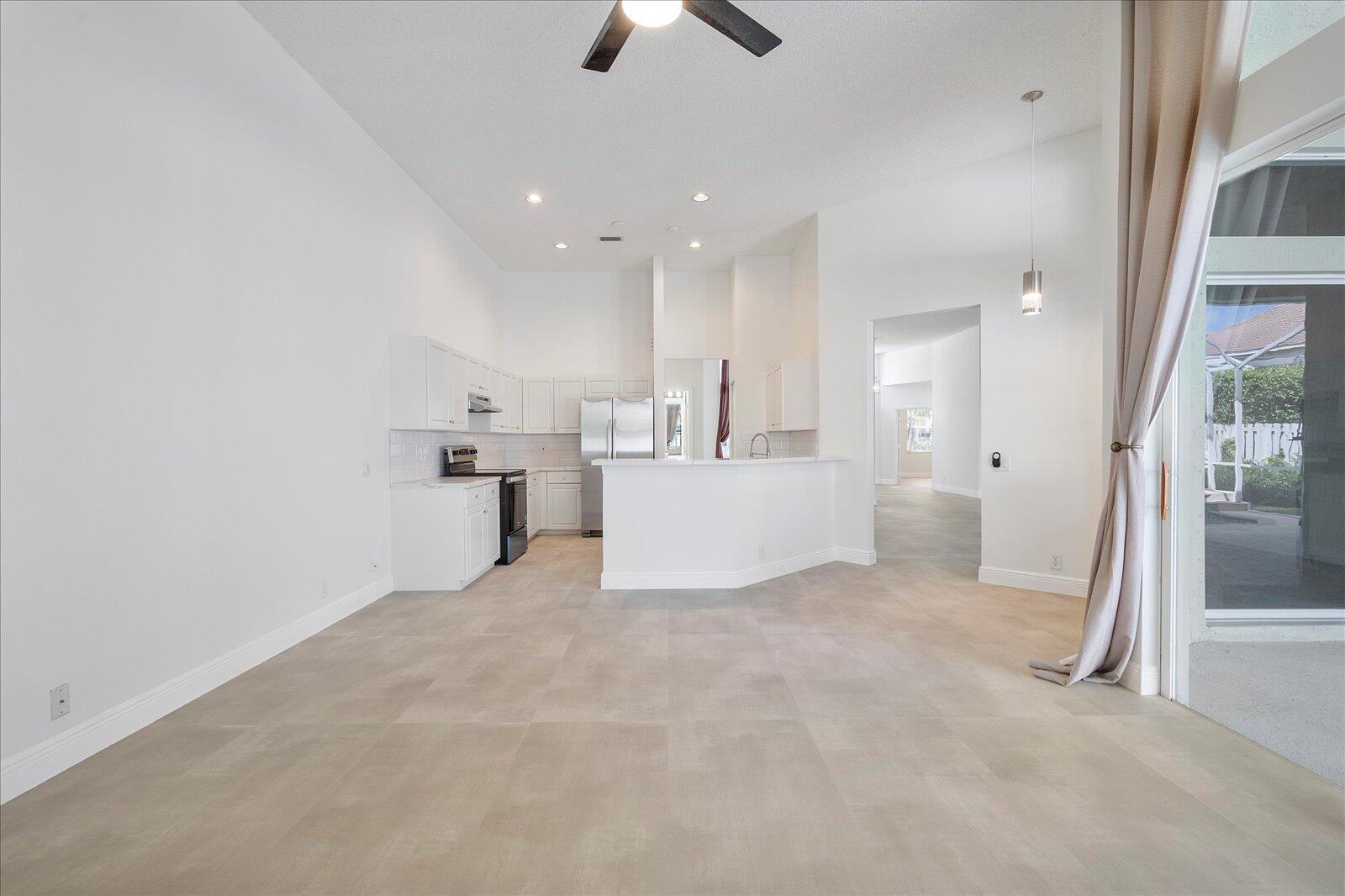 SECTOR 3 - PARCELS H I J K & L - Residential Lease