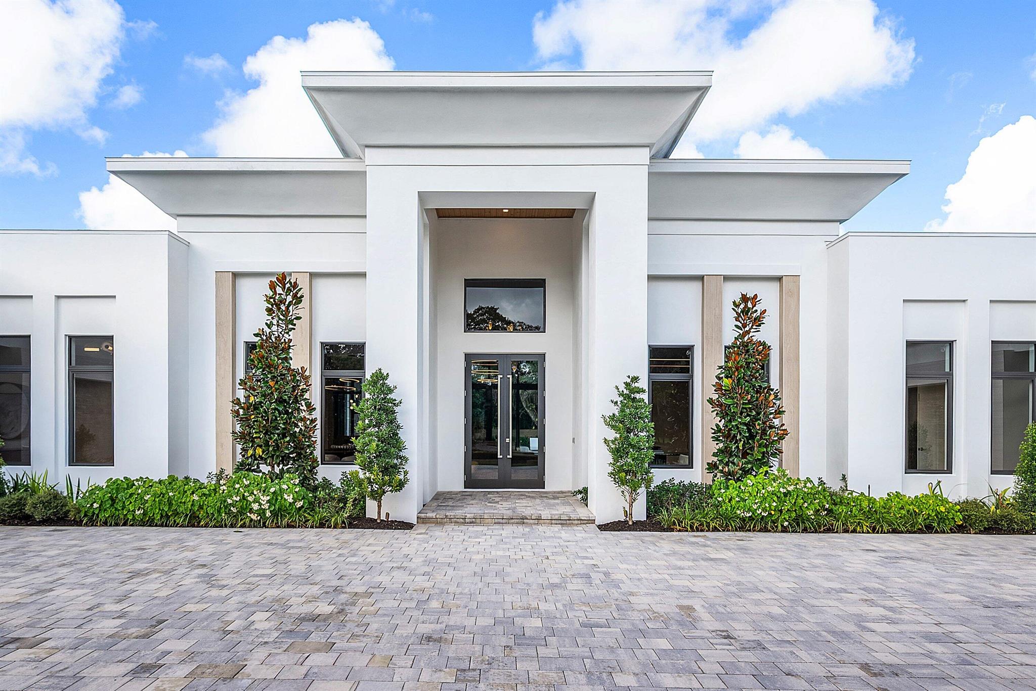 FOXE CHASE - Residential