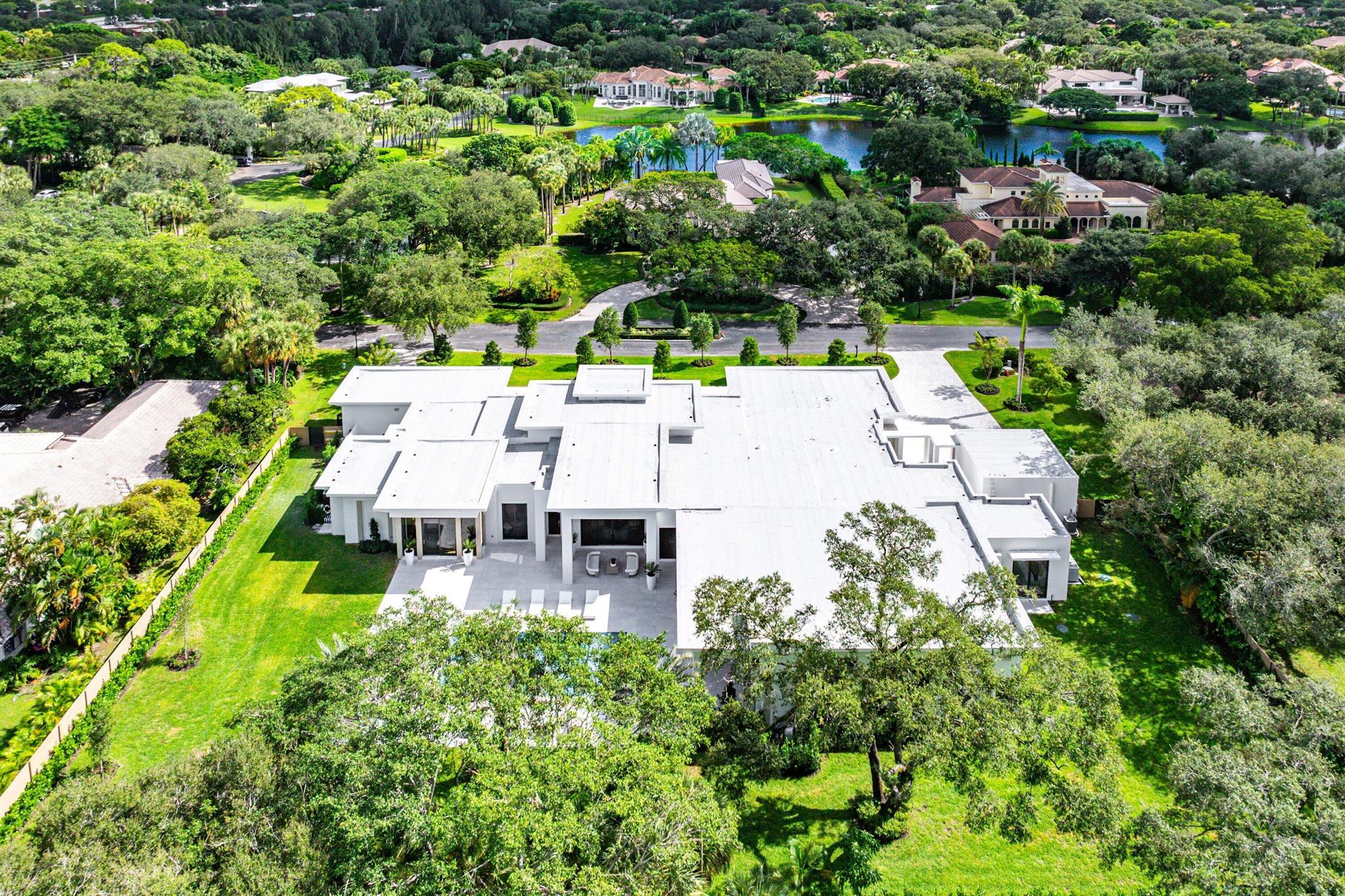 FOXE CHASE - Residential