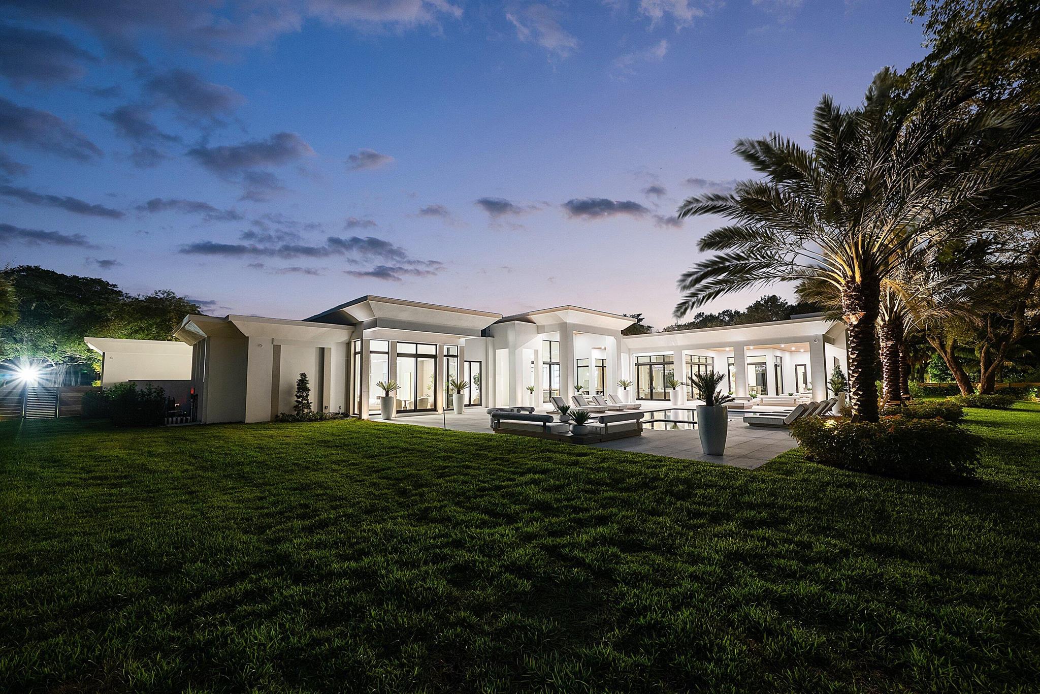 FOXE CHASE - Residential